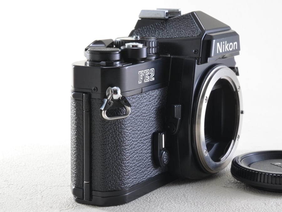 ジャンク Nikon フィルムカメラ 一眼レフ FE2 ボディ TU04 FE2