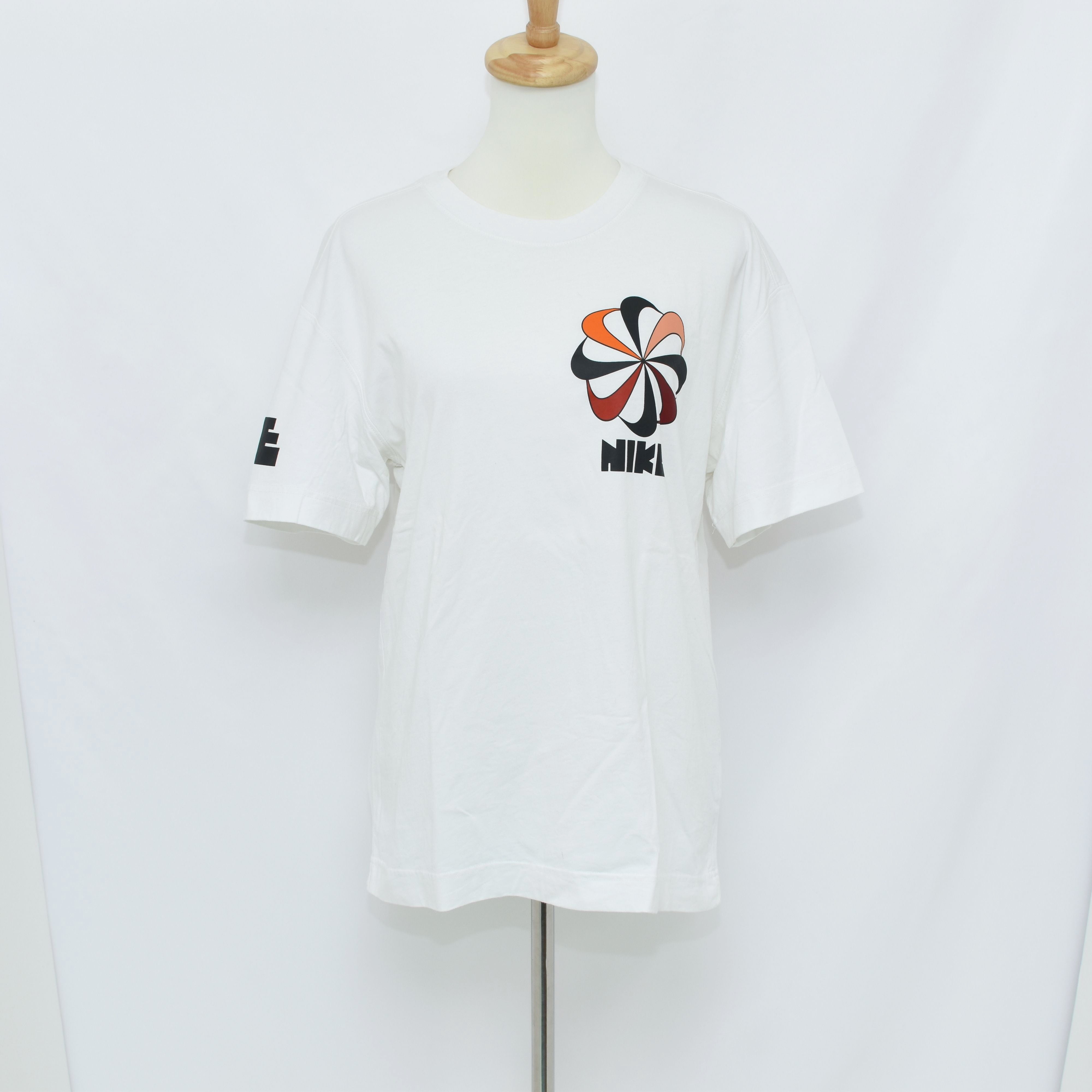 ナイキ【美品】NIKE classic ゴツナイキ 風車 ビンテージ 復刻Tシャツ
