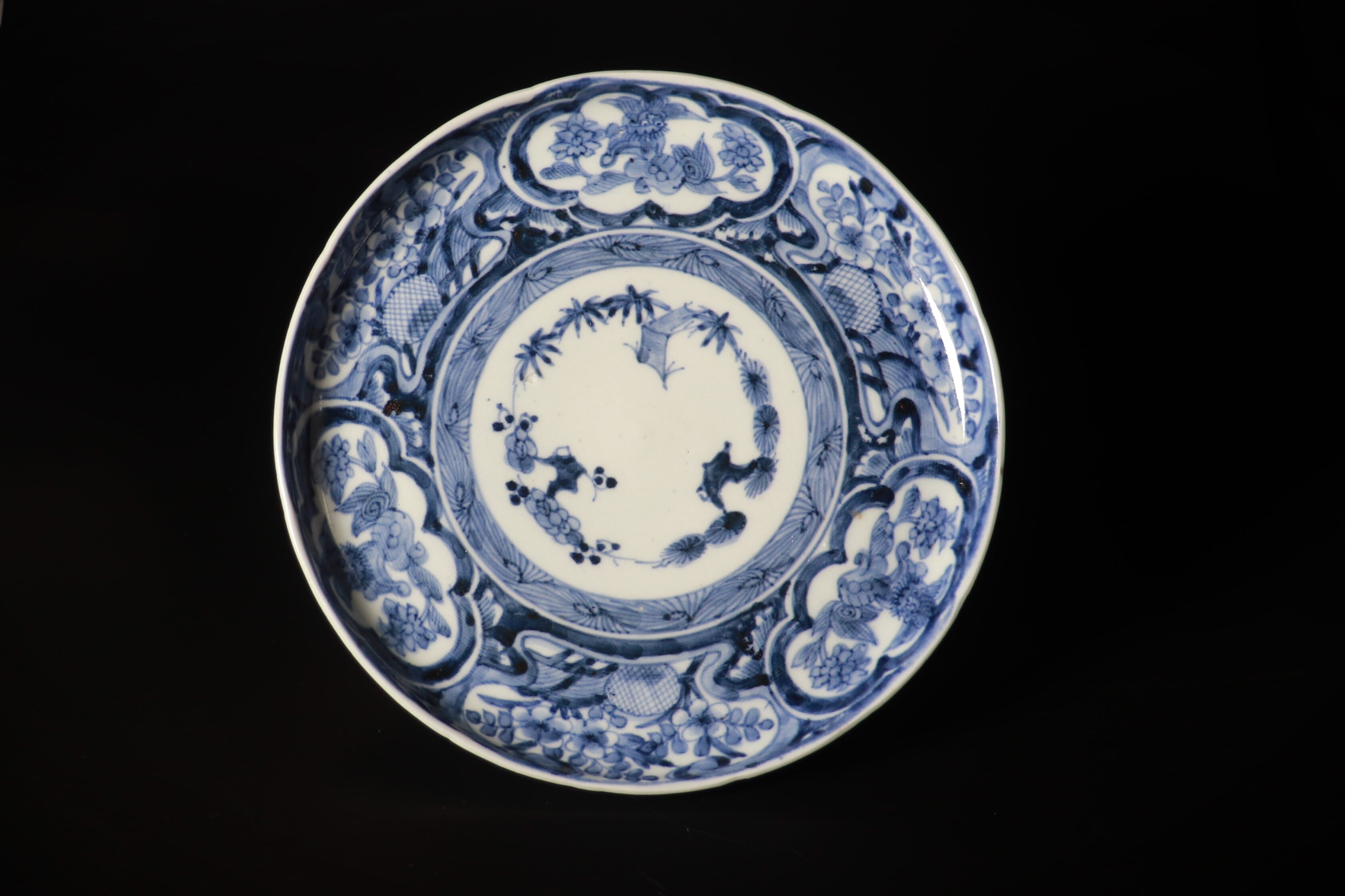 古染付 印判 獅子牡丹紋 野兔 隅切り 大皿 角皿 明治時代 骨董 唐草