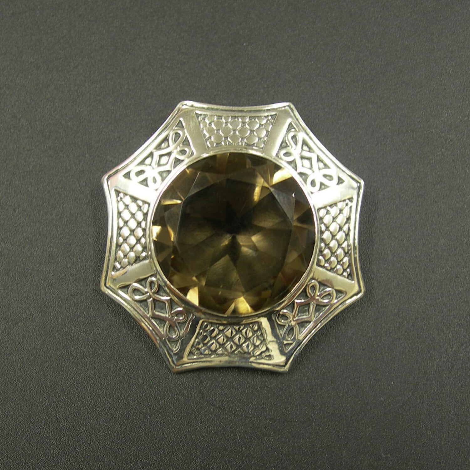 ブローチ | 英国雑貨専門店ブリティッシュ・ライフ