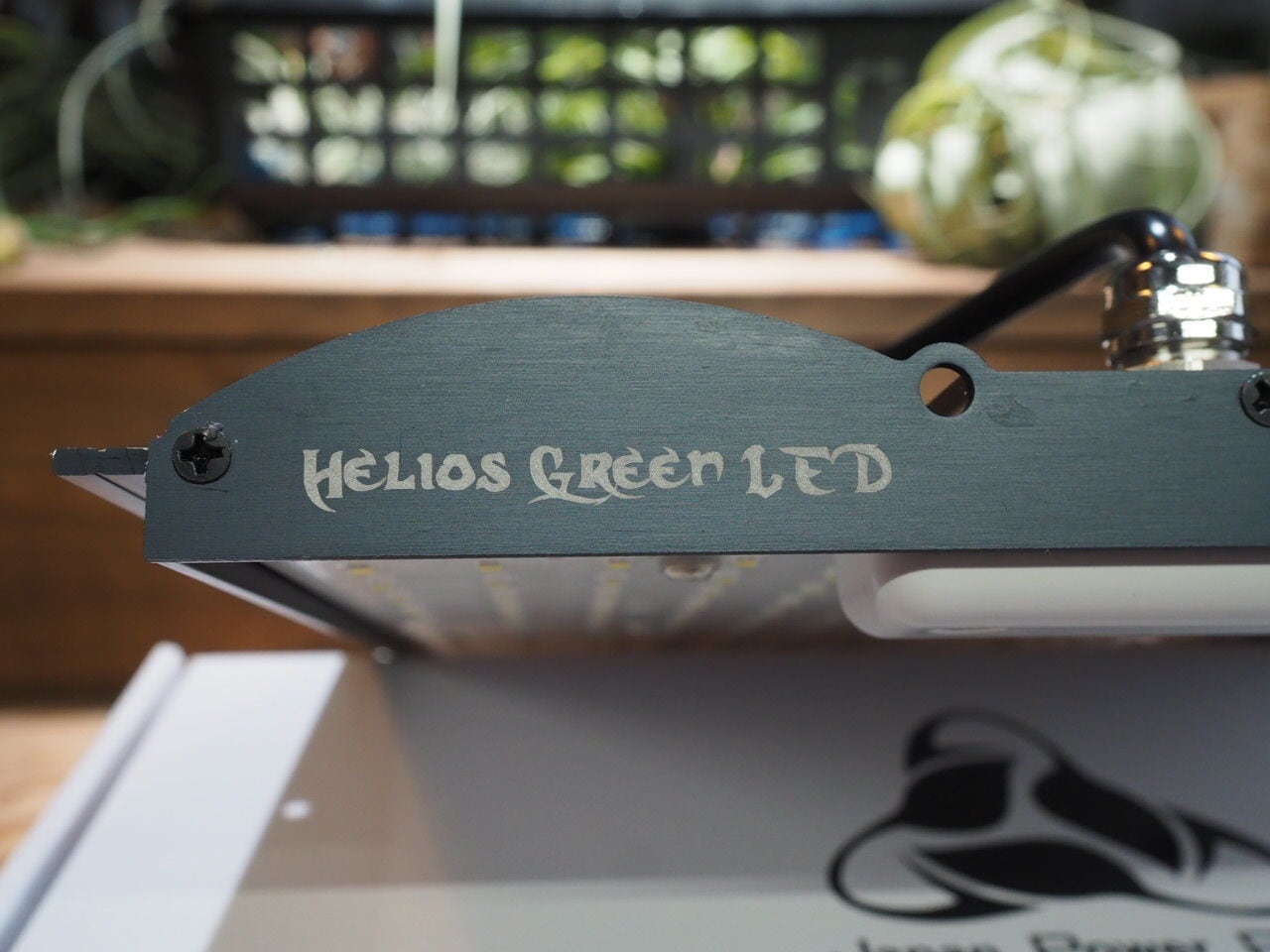 ◇ Helios Green LED PRO HGP-303 ／ 広域照射植物育成ライト