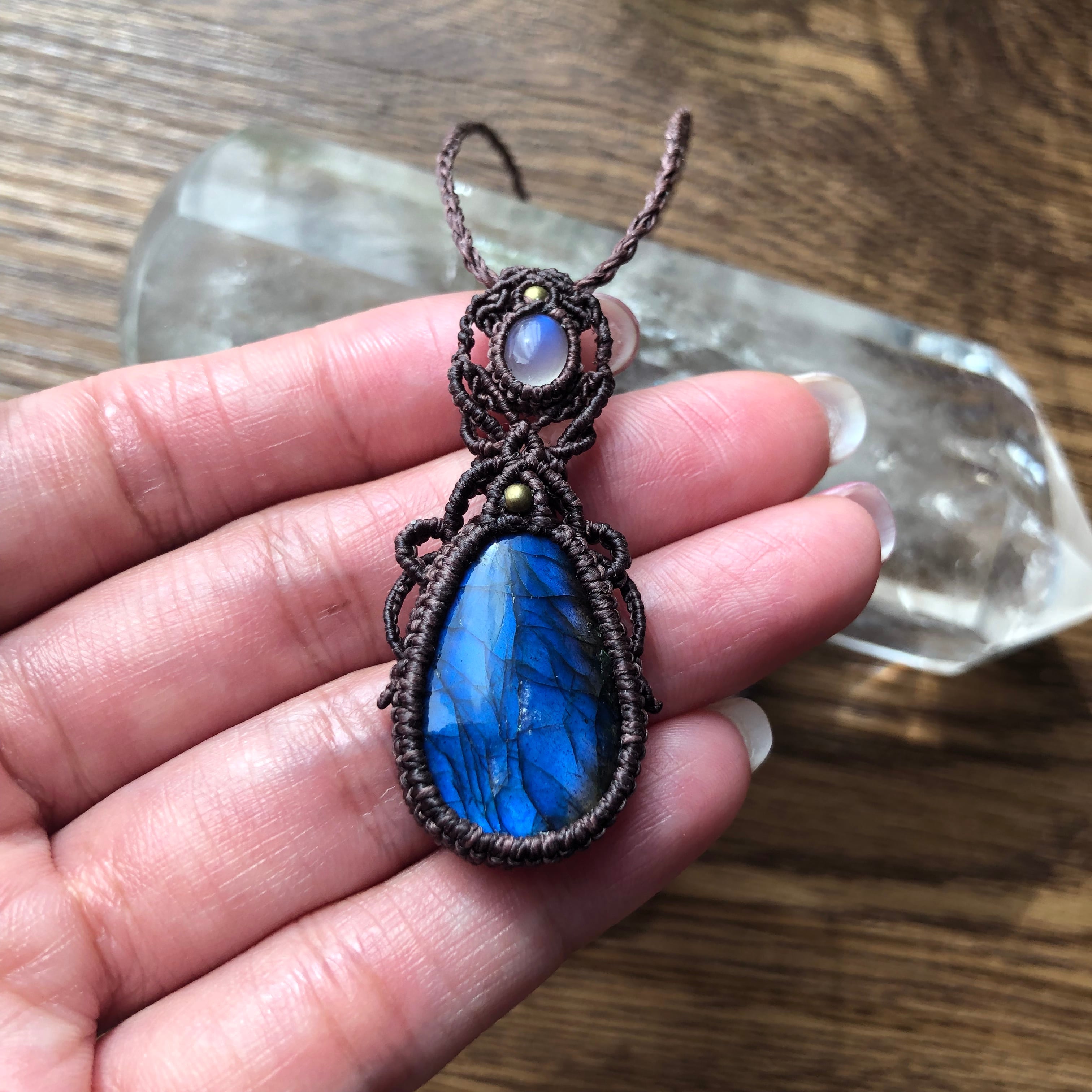 ラブラドライト ムーンストーン マクラメネックレス | Handmade shop