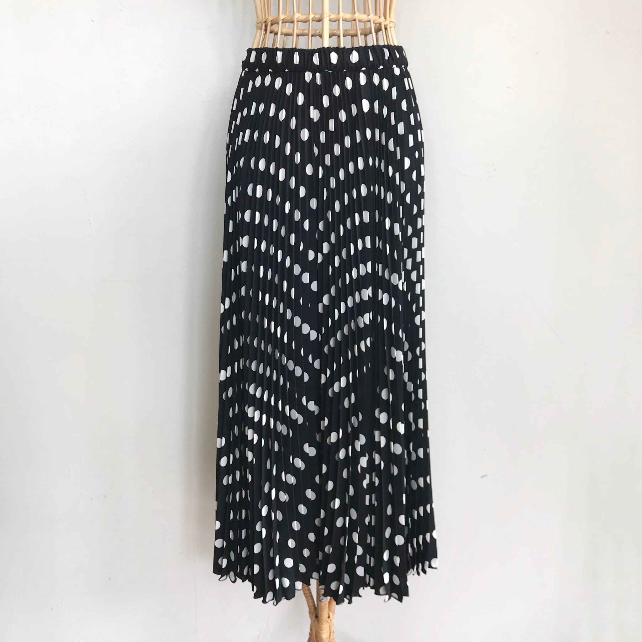 PRIORITY(プライオリティ) シフォンドットプリーツガウチョ 30-P10170C