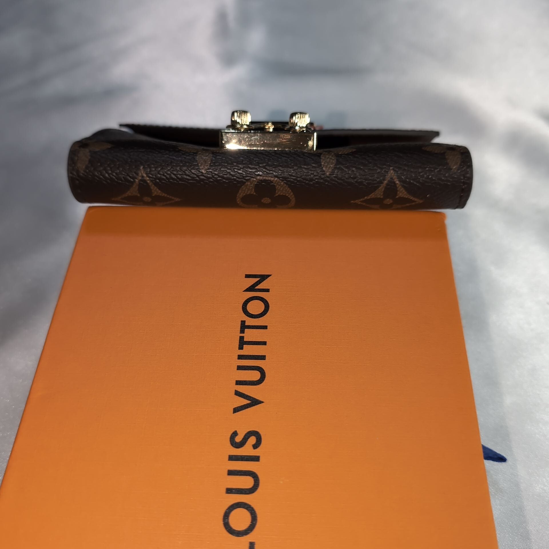 ルイヴィトン 三つ折り財布 ポルトフォイユ パラス コンパクト | francore