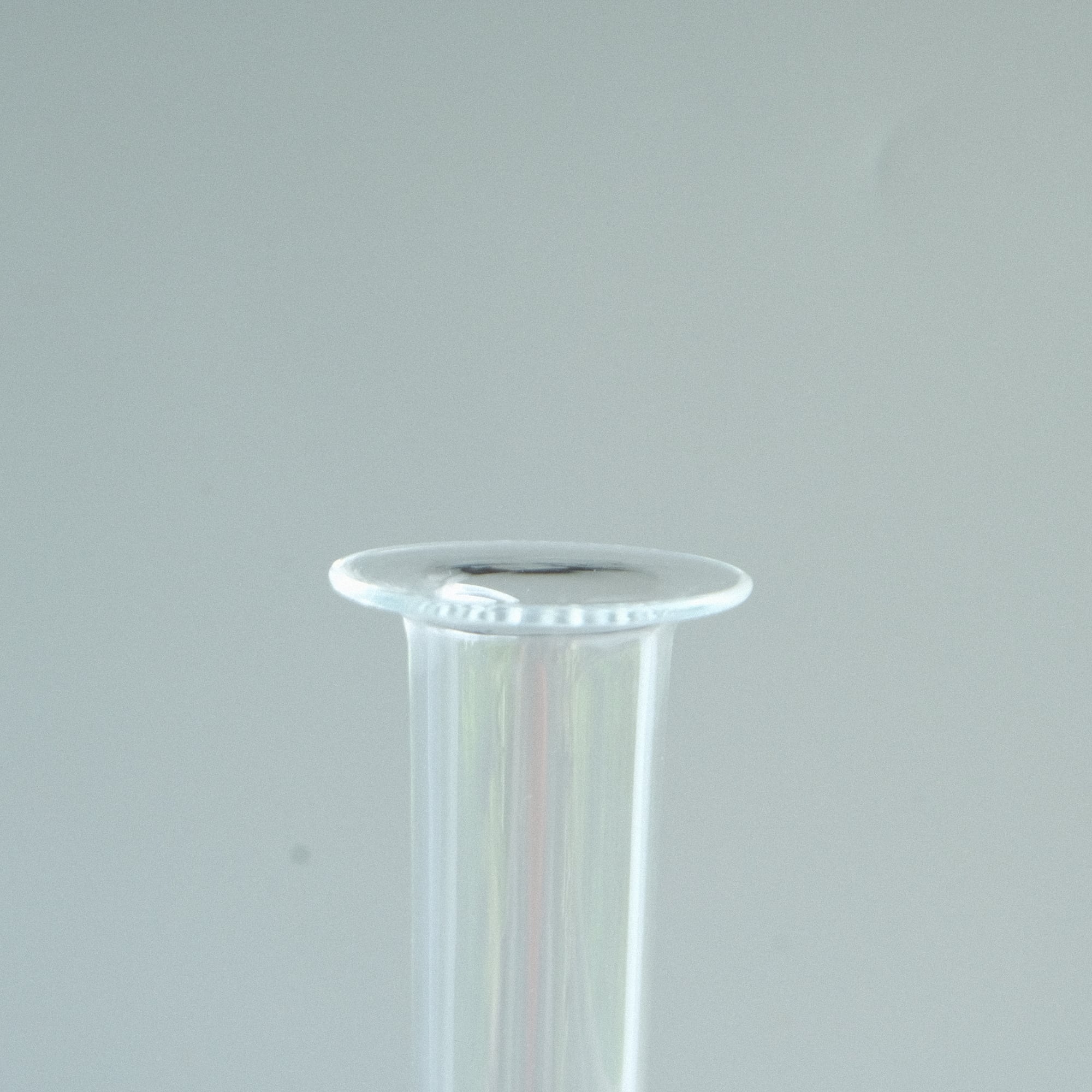 sk25 鶴首 瀬沼健太郎 Glass vase by Kentarou Senuma | Gallery HANNA