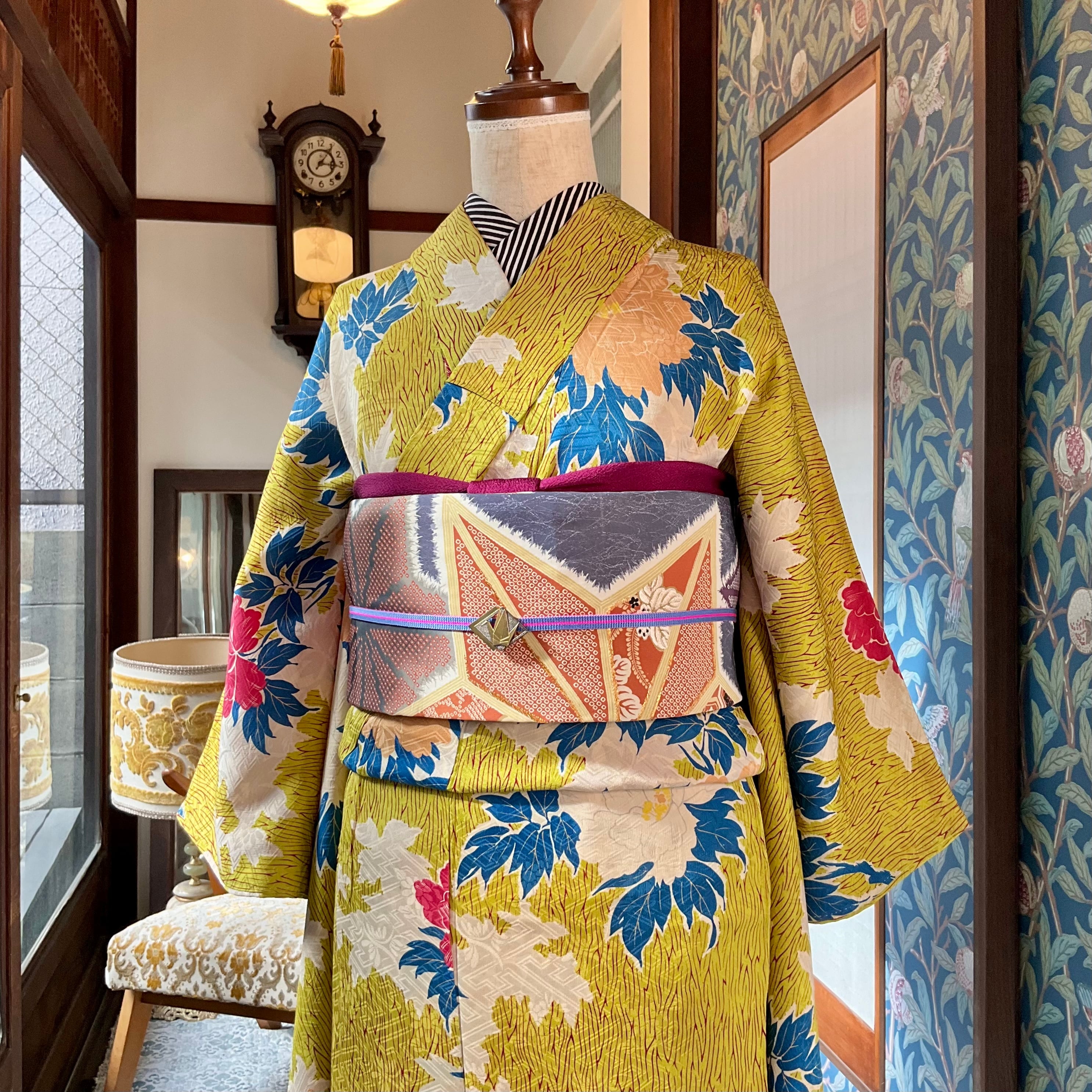 振袖 豪華 公式 銀通し ラメ刺繍 紋意匠 薔薇尽くし 身丈167cm 振袖