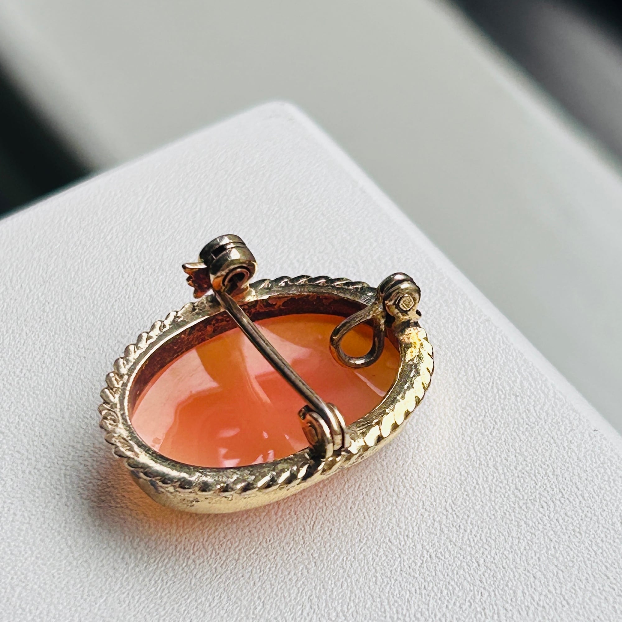 カメオ ブローチ ペンダントトップ k18 18金 シェル 西洋 芸術 金多め