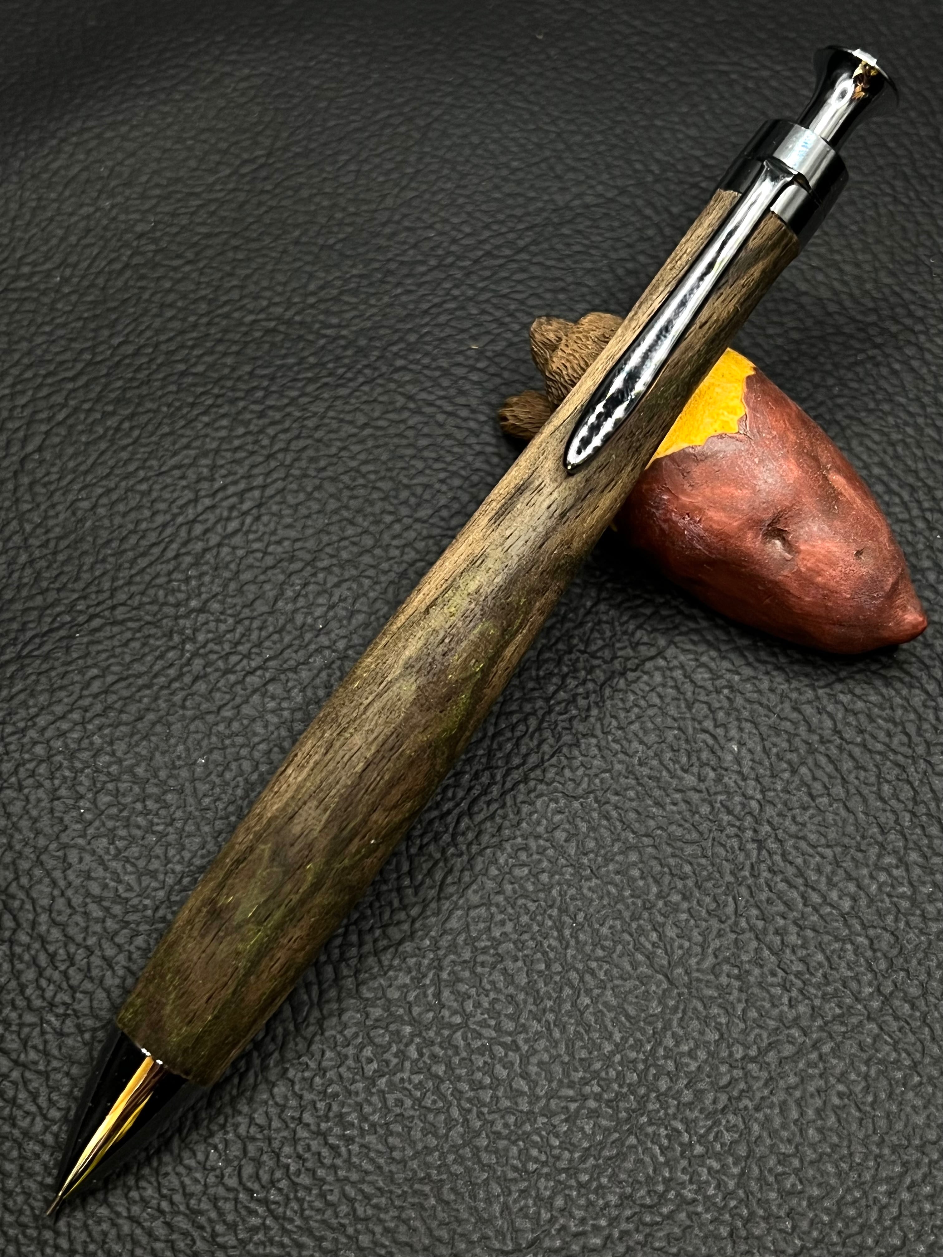 新品 こぶた工房 黒柿孔雀杢 極上 シャープペンシル0.5ミリ