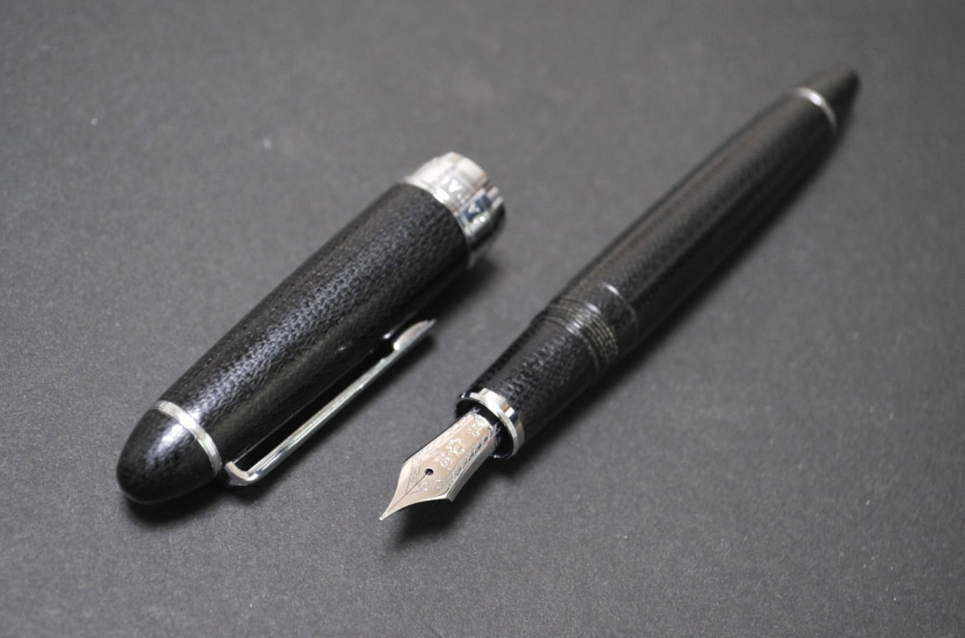 セーラー万年筆 プロフィット マイカルタ ブラック 旧 SAILOR （極細字