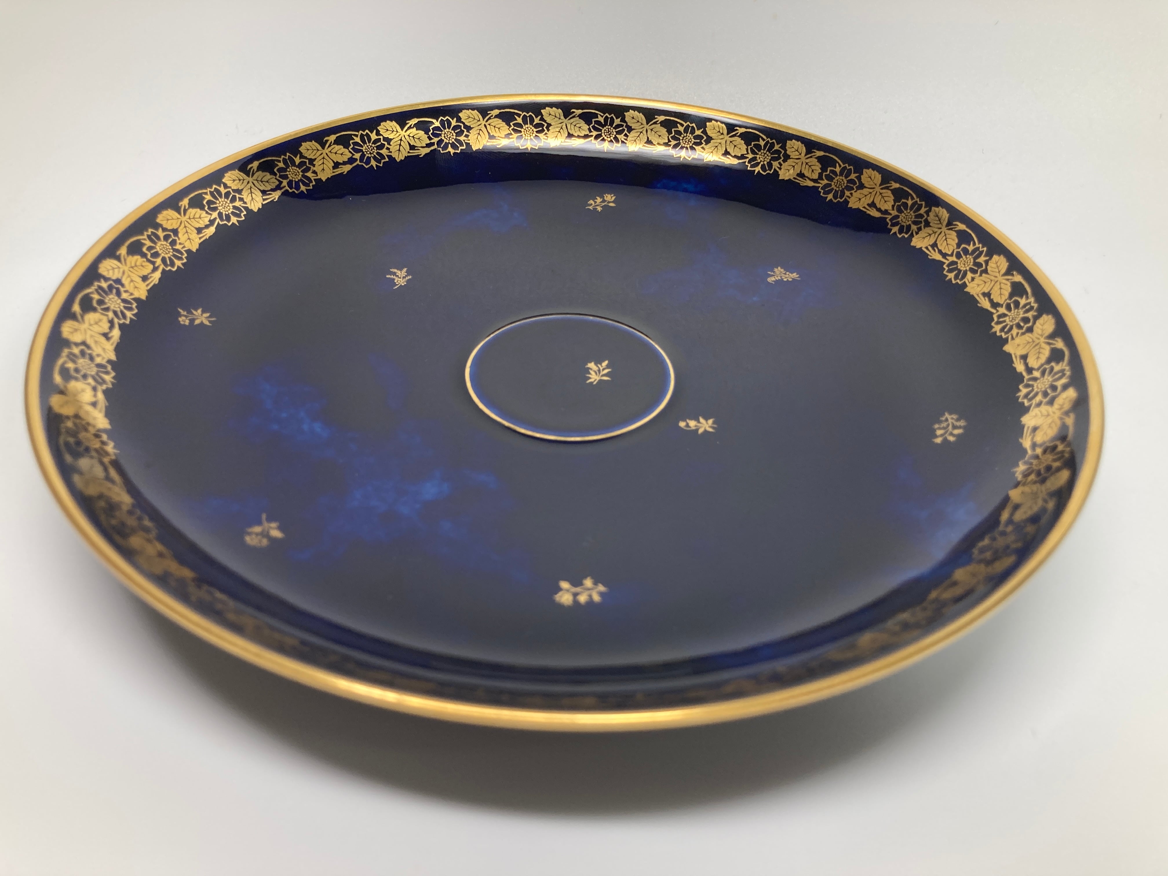 SEVRES セーブル 王者の青 クラウテッドブルー 雲模様 24金彩 プレート