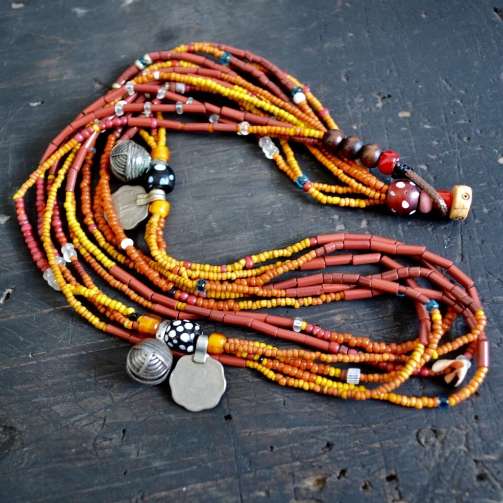 アフガニスタン アンティークビーズのトライバルネックレスB