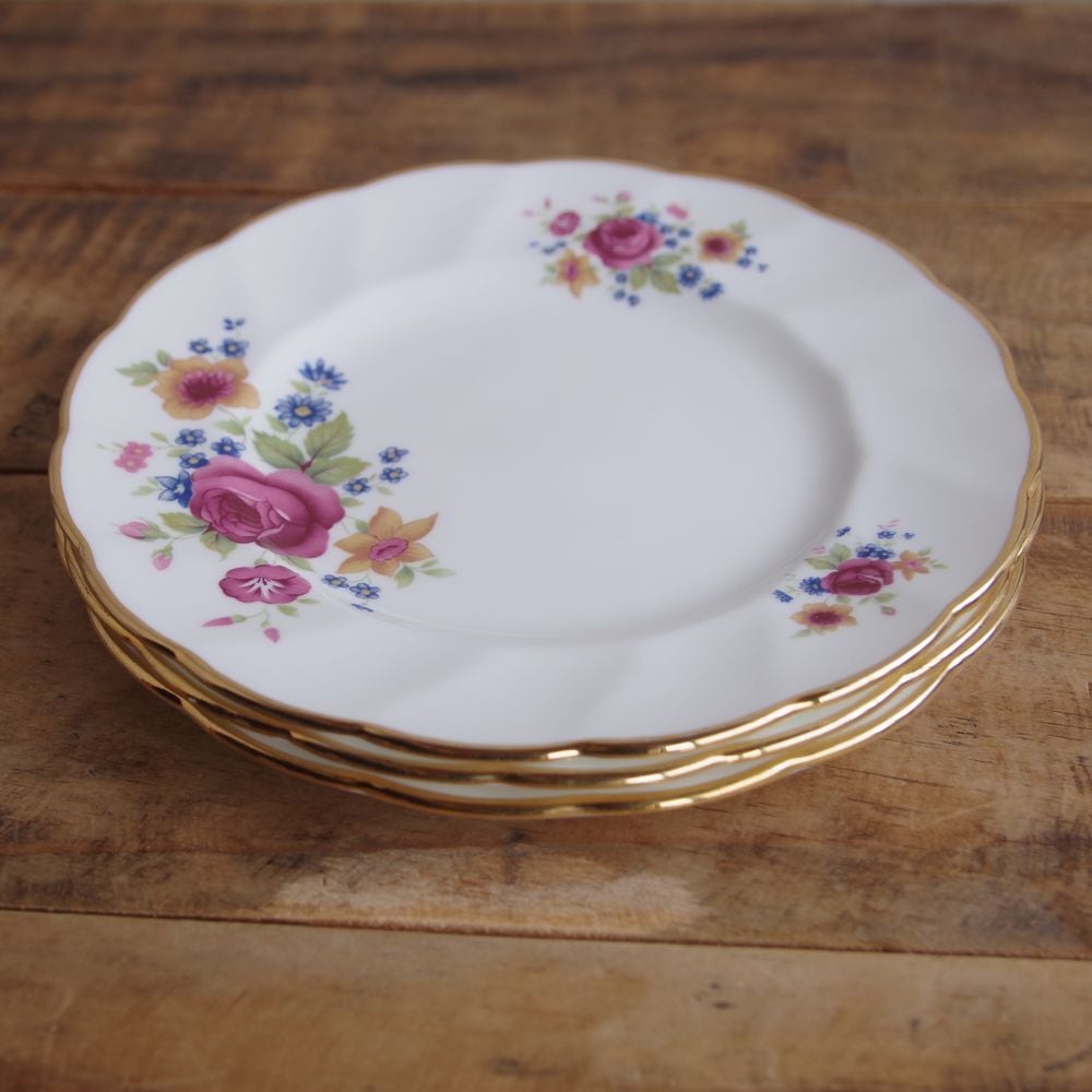 ヴィンテージ食器 薔薇 花柄 ケーキ皿 デザートプレート 16cm Royal