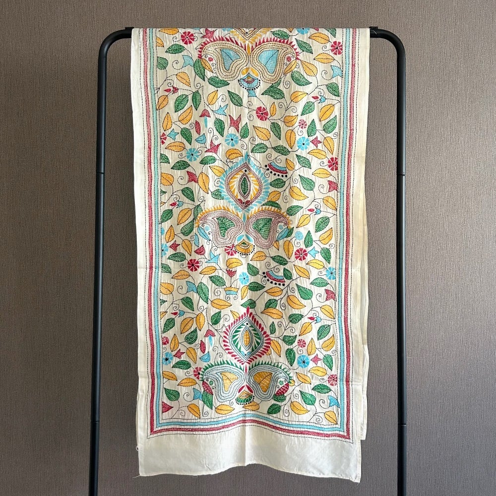 ノクシカタ刺繍 大型タペストリー 国内額装 ノクシカタ刺繍大型