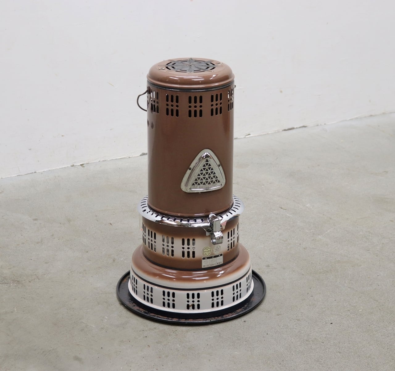 レトロ灯油ストーブ M2140-78-50】電気ストーブ レトロ風 遠赤外線効果