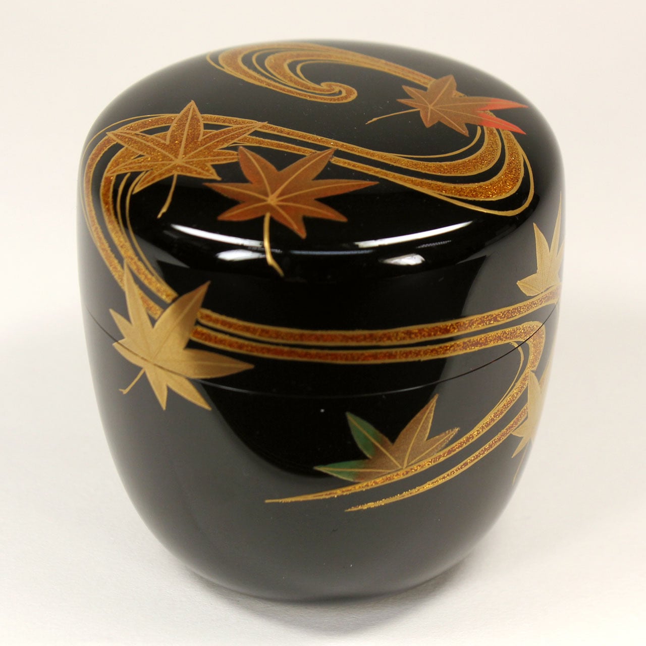 茶道具 唐草蒔絵 唐桑茶箱 黒楽茶碗 棗など 五点まとめて 時代箱