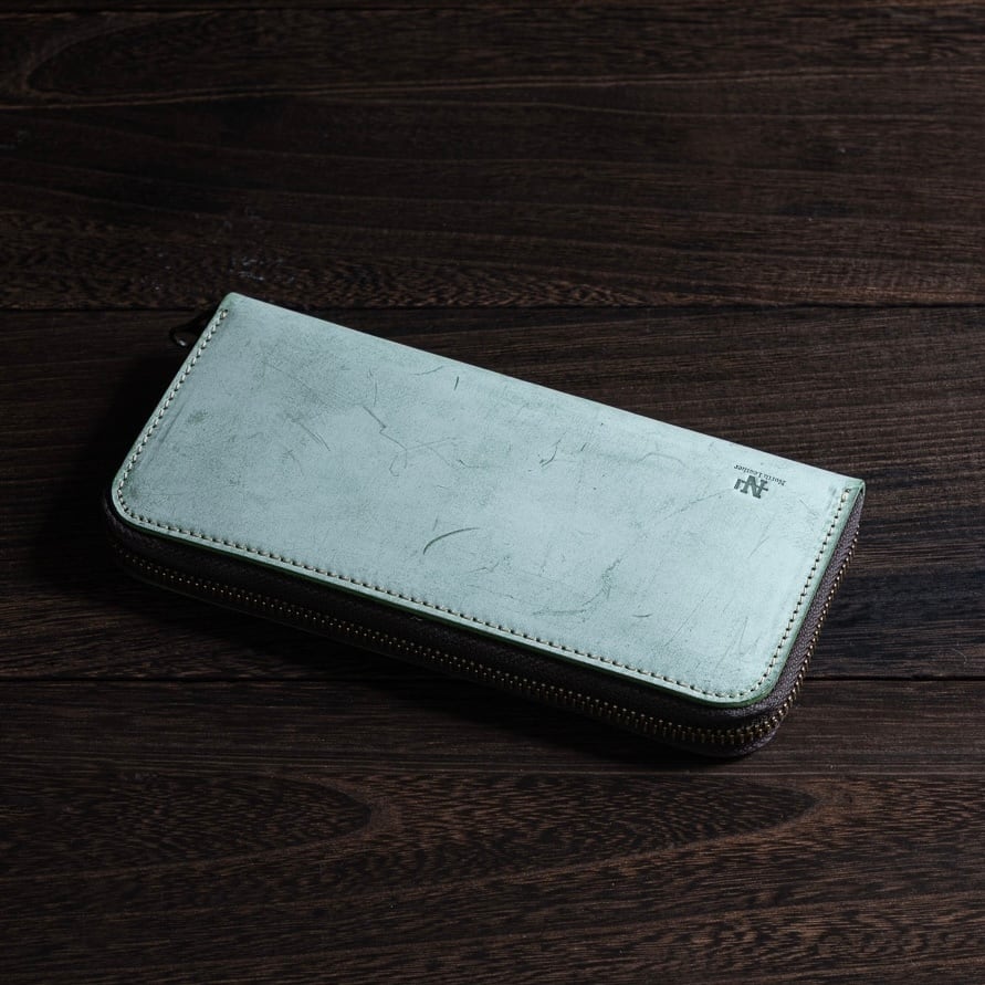 進撃の巨人 SOLWAコラボ レザーラウンドウォレット(長財布)グリーン