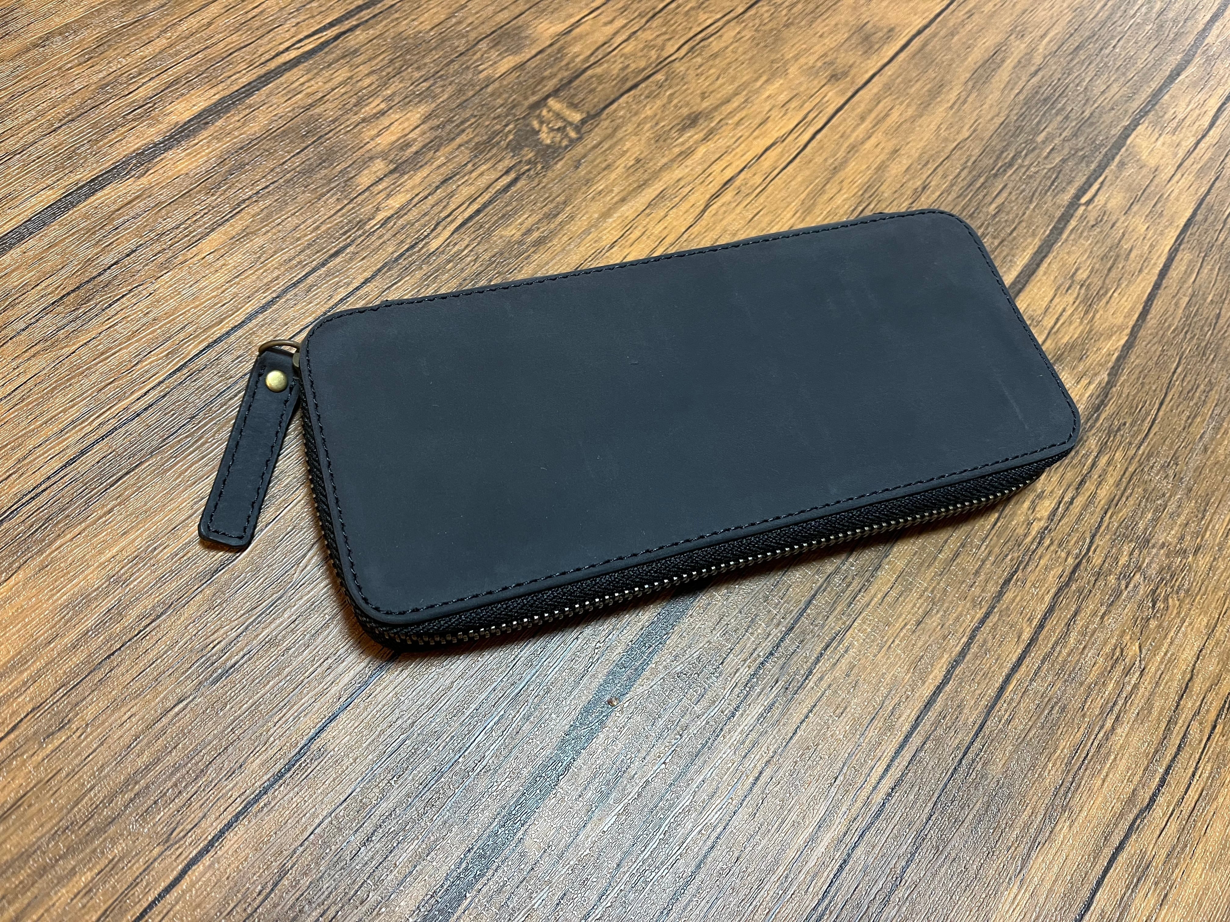 バハギア ペンケース ラウンドジップ型 クレイジーホース ブラック