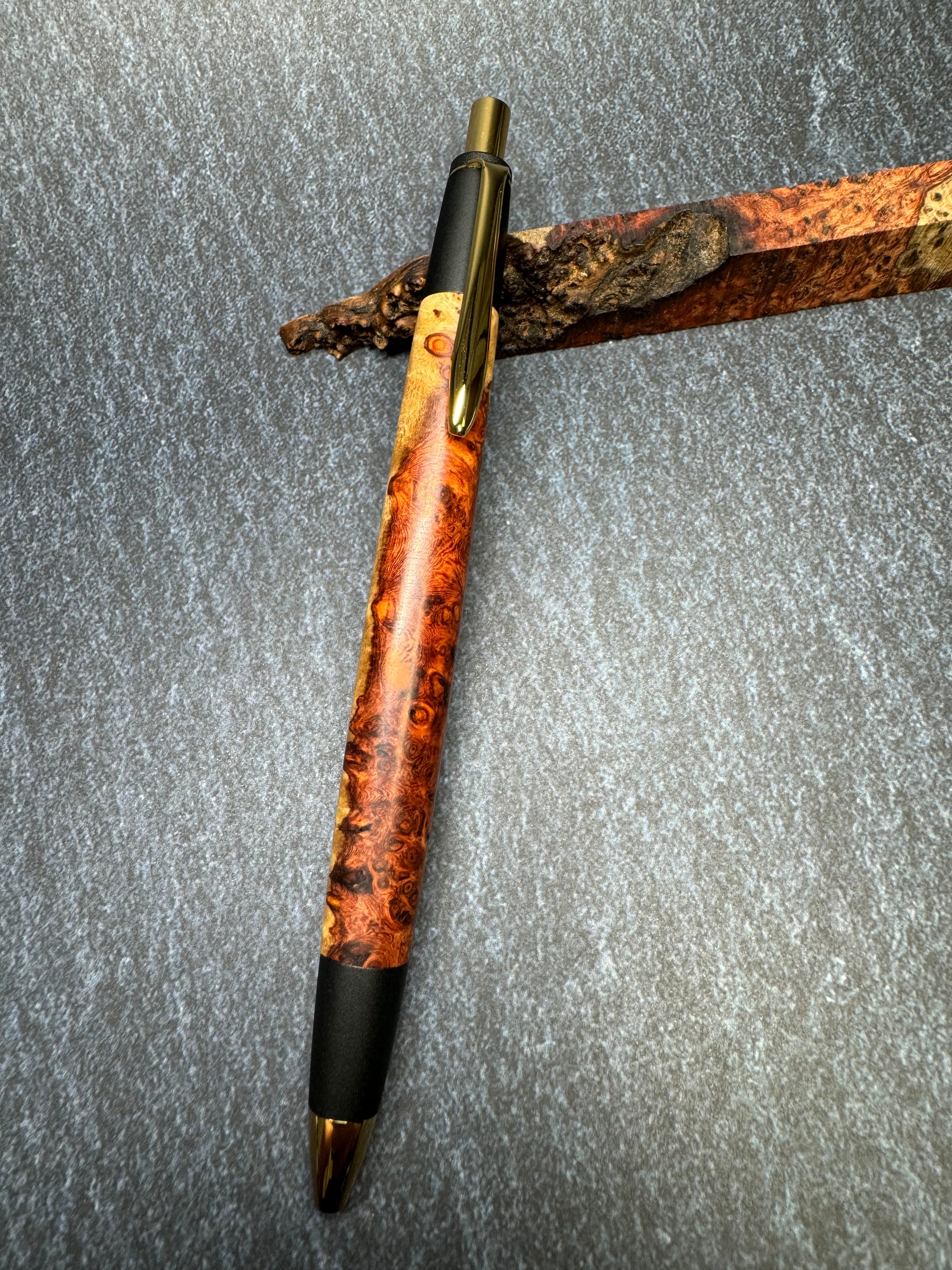 本花梨瘤紅白極上 シャープペンシル | あけぼの工房