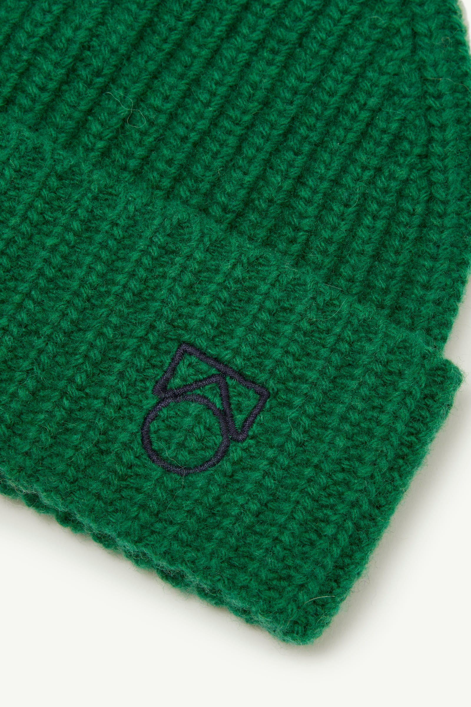 main story Beanie - Green | RESONASON