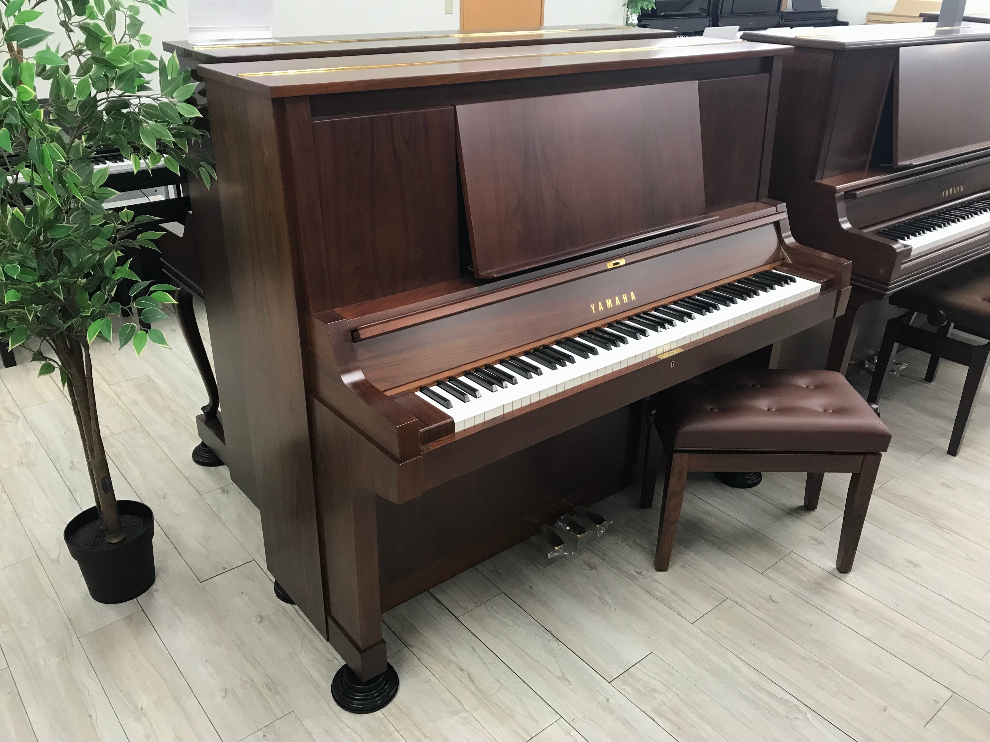 ☆58971【アップライトピアノ】YAMAHA YU5Wn 消音ユニット付き