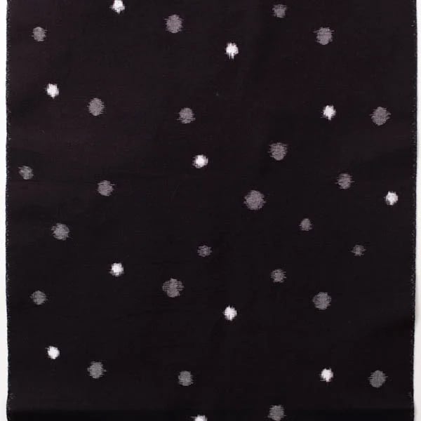 久留米絣 ぼたん雪／黒（1反・12m） | mira2025 ｜暮らしに小さな輝きを