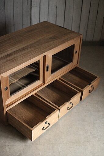 古いガラス戸棚×木製小引き出し3杯 ローチェスト 食器棚 古家具 古い