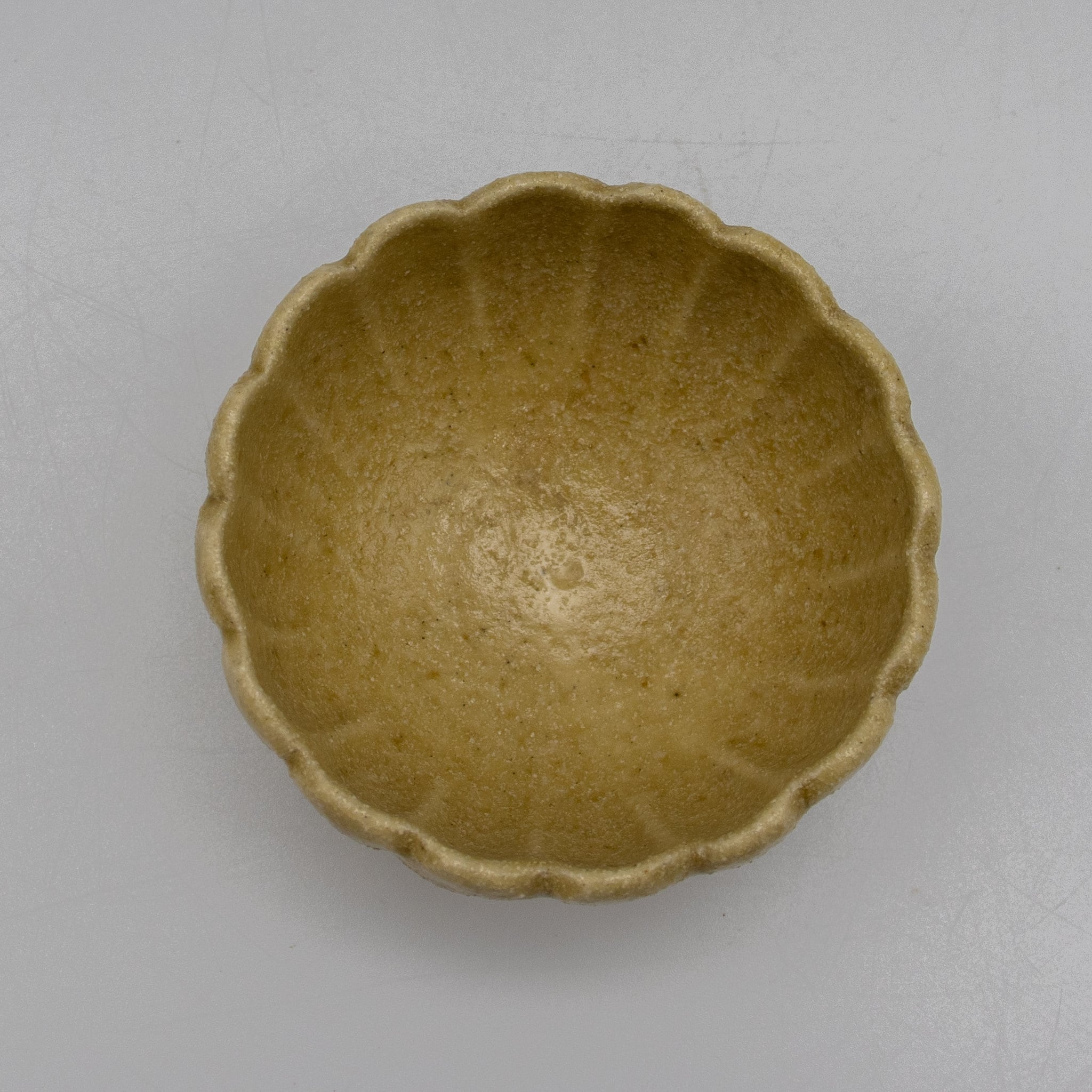 美濃焼の名工 大嶋久興 子の日窯黄瀬戸「油揚げ手」「抜けタンパン」