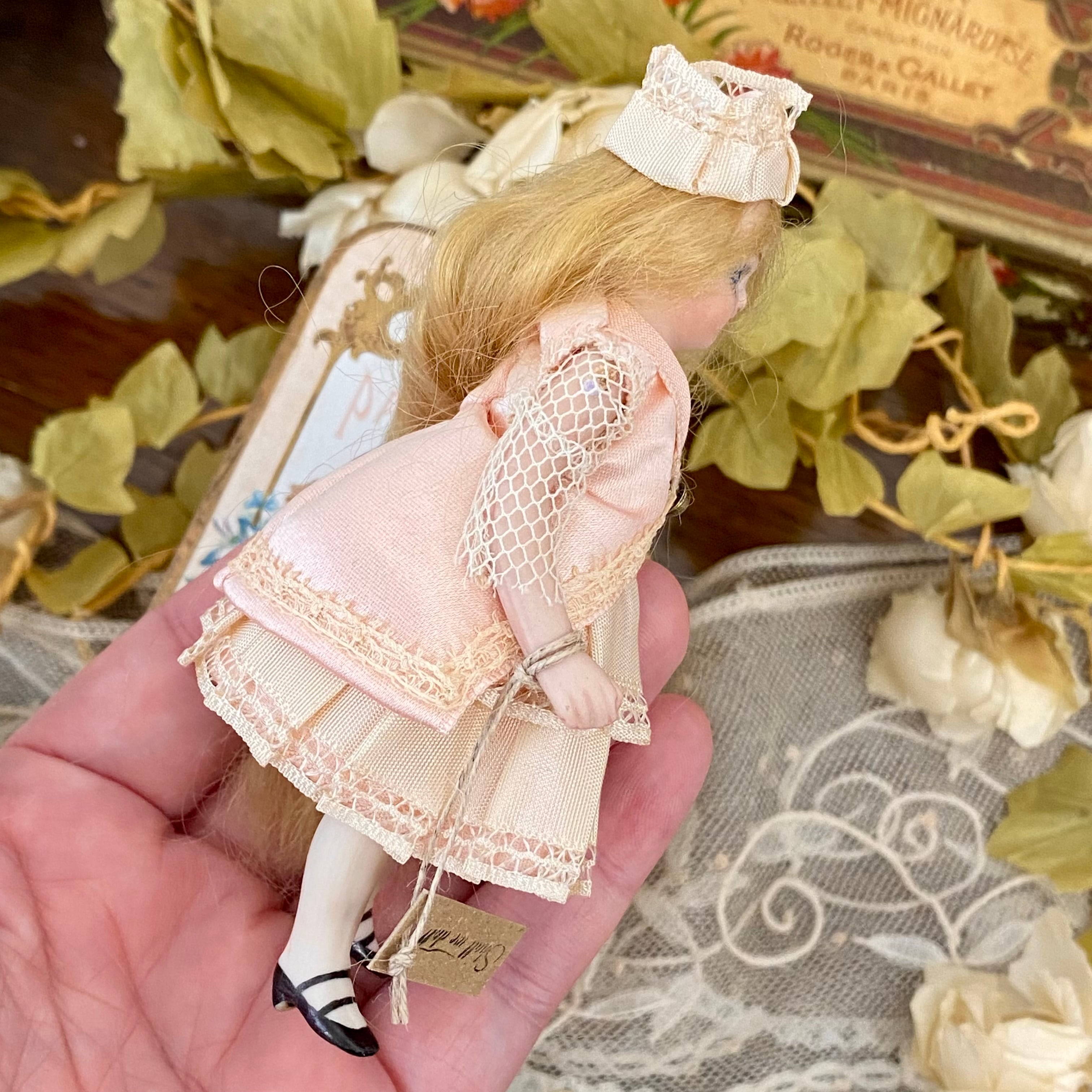 完成ドール】フレンチミニョネット1/ オールビスク/ 10.5cm/草苅尚代作