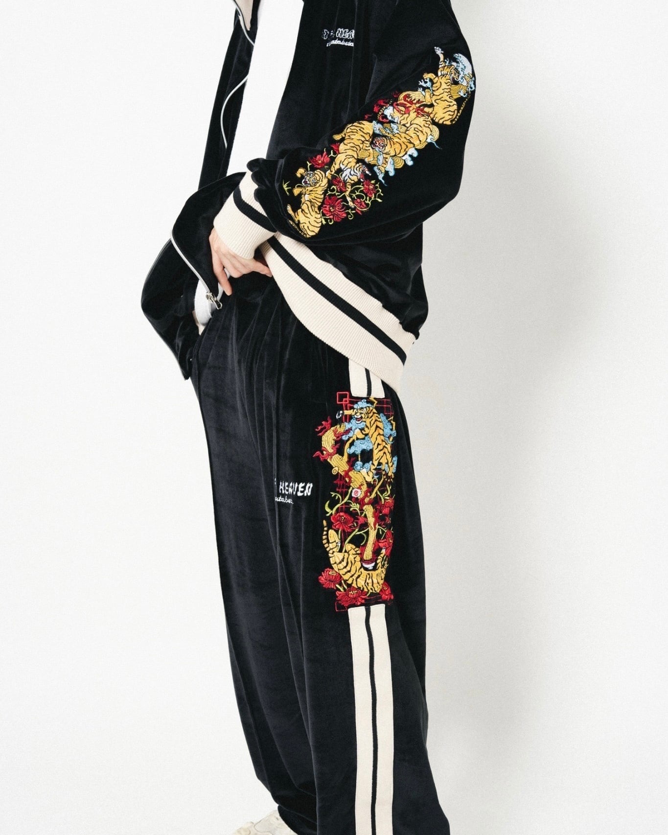 チュウカタベタイ タイガーバルーンパンツ コラボスカジャン セット