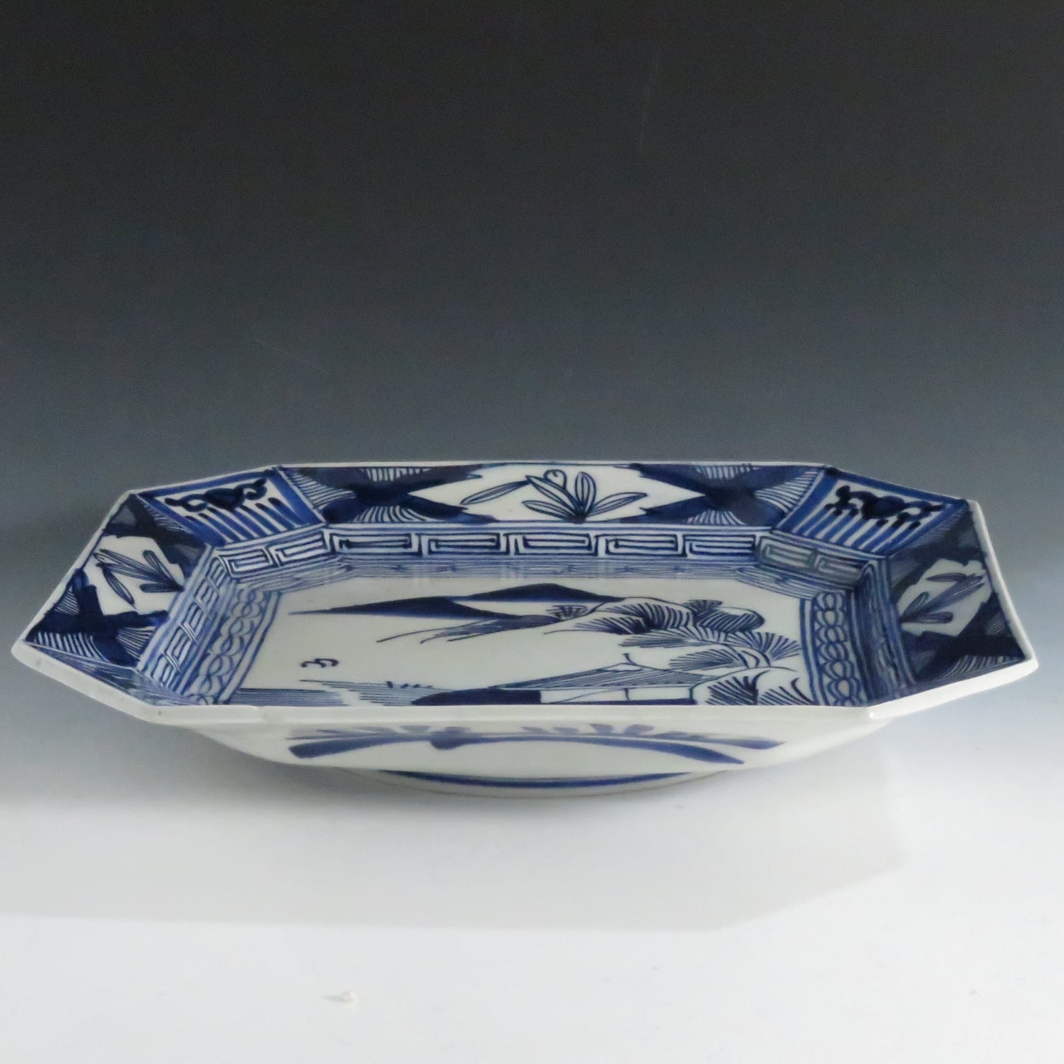 83f107a8982a35c8759ba5e440f2da