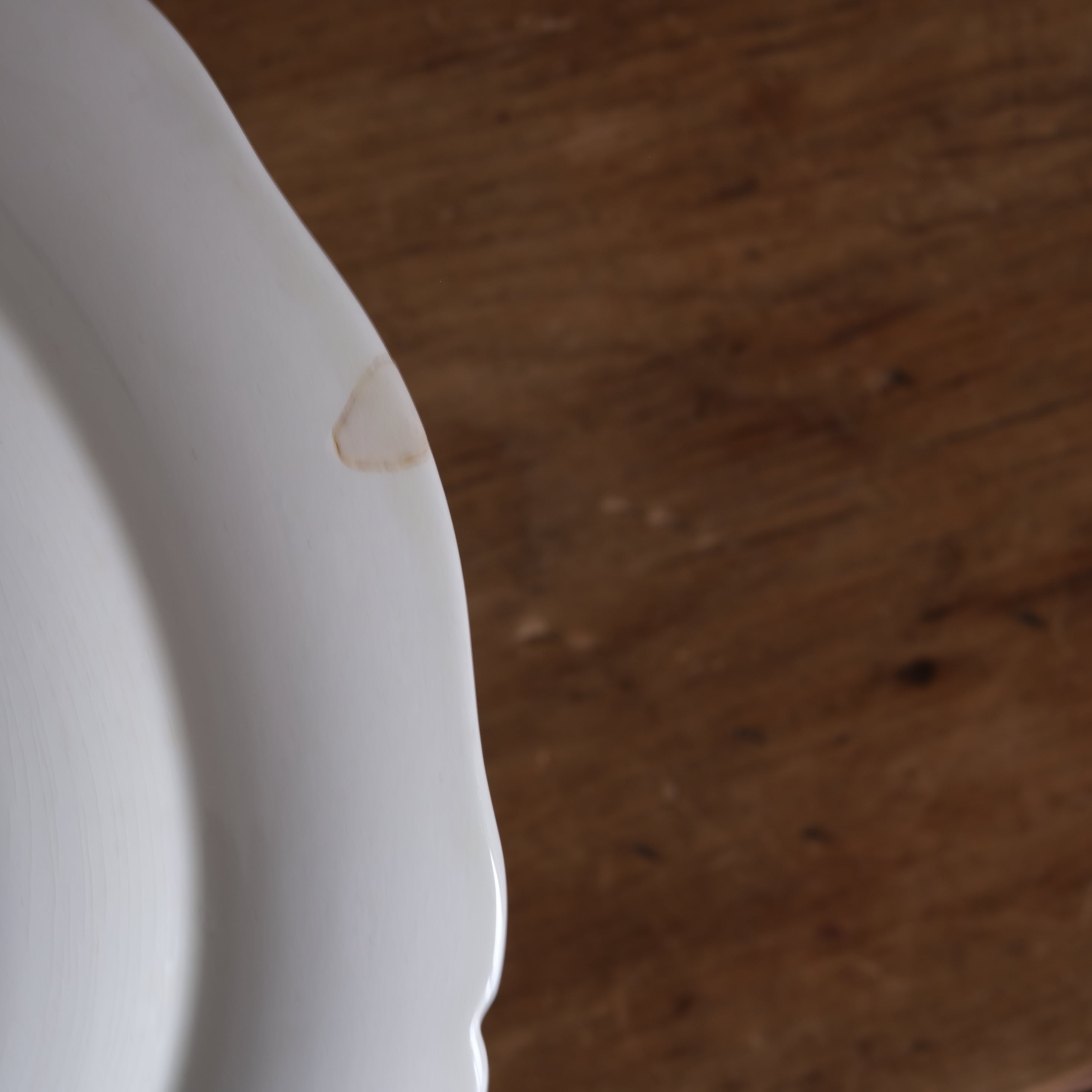 大きいサイズの初期ウェッジウッド 花リム皿 19世紀 ◇ アンティーク