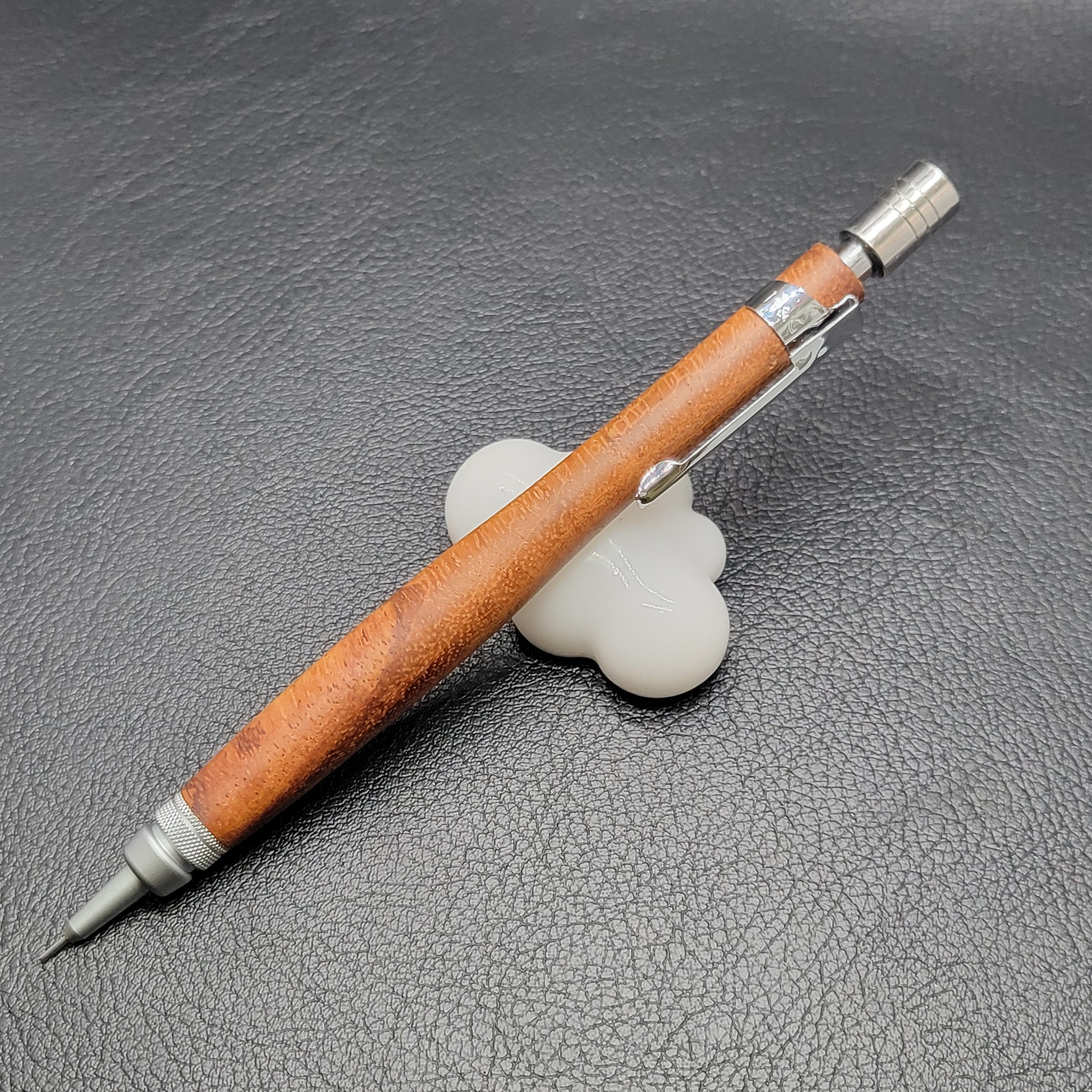 8dd06c85770fee62ef07bd7596e0e4