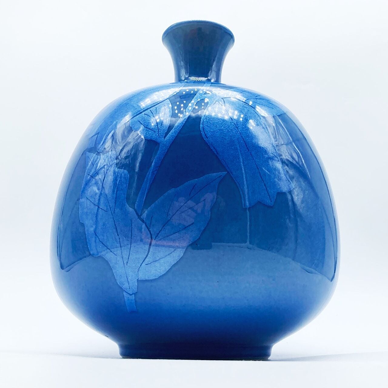 B474s「淡青釉裏銀彩 花入」中田一於作 共布共箱 九谷焼 師-3代徳田八