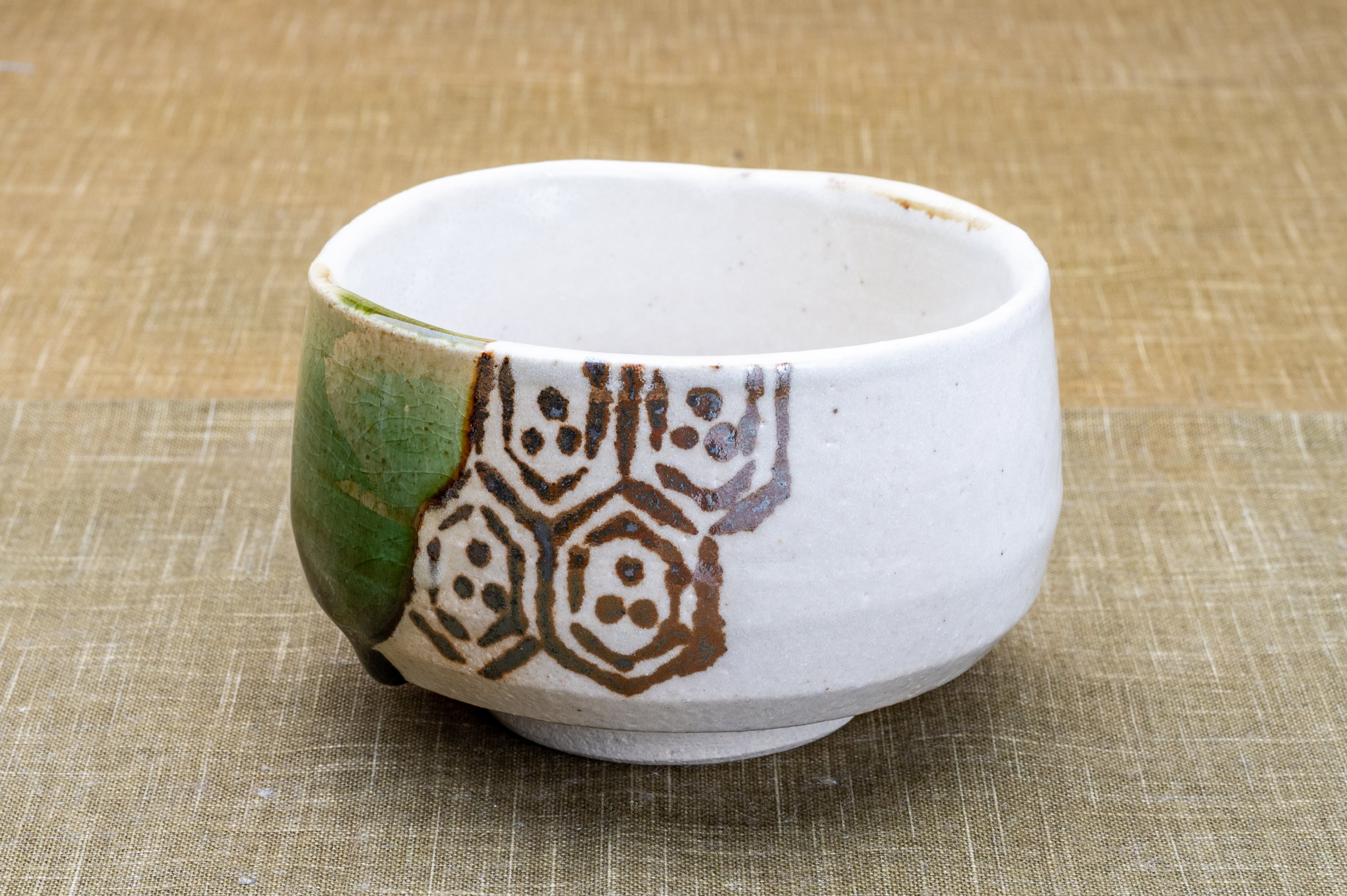 932634713c5dcf6fd02cf11a42ff93