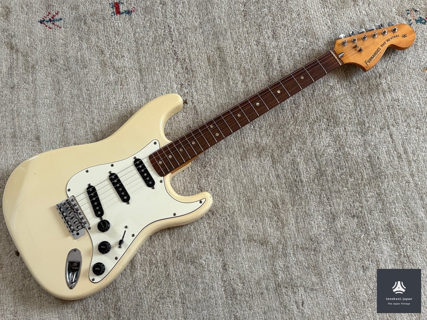 Fernandes The Revival RST-50W '83 / Stratocaster ('76) Type