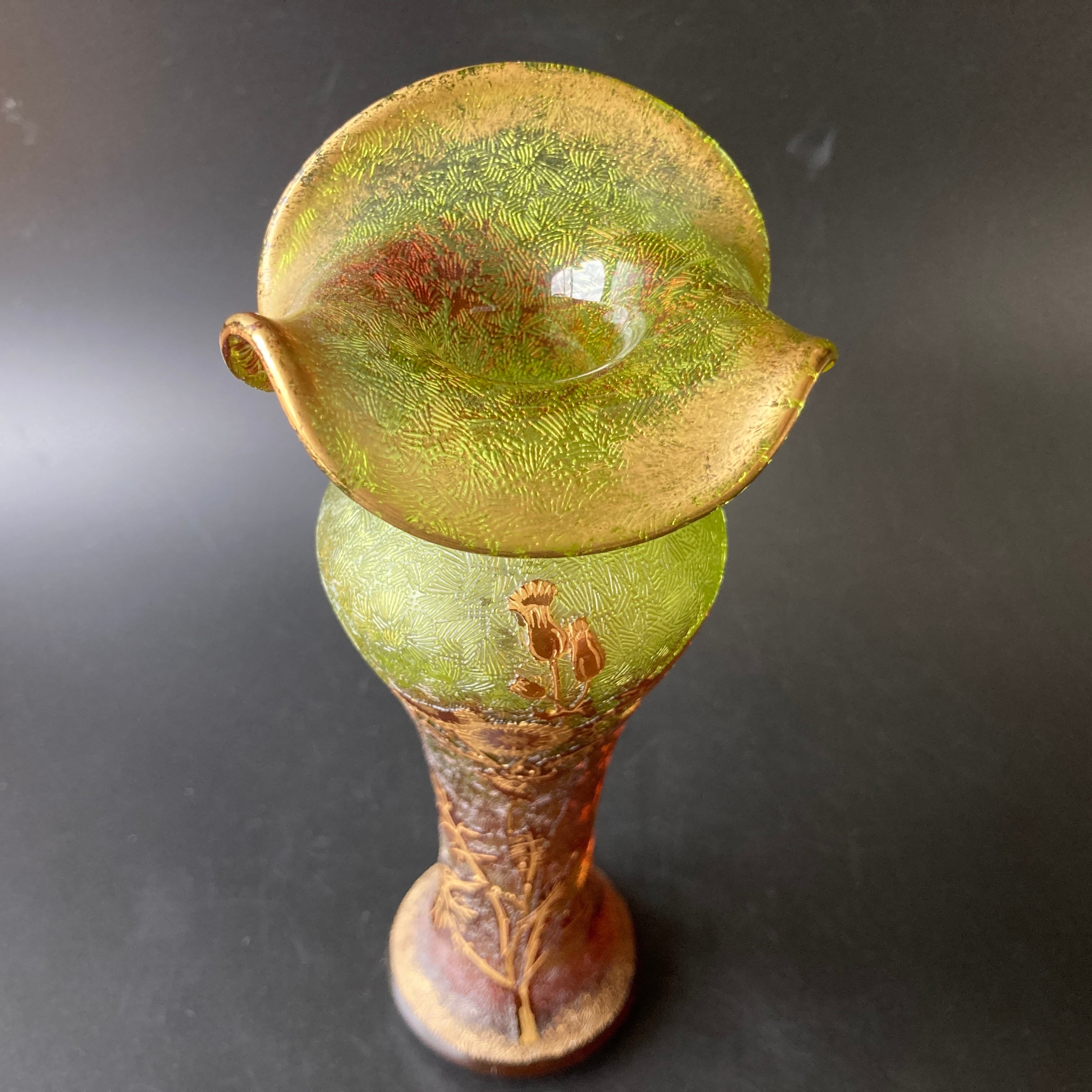 オールドバカラアールヌーボー様式金赤硝子洋蘭紋飾壺 【公式通販】