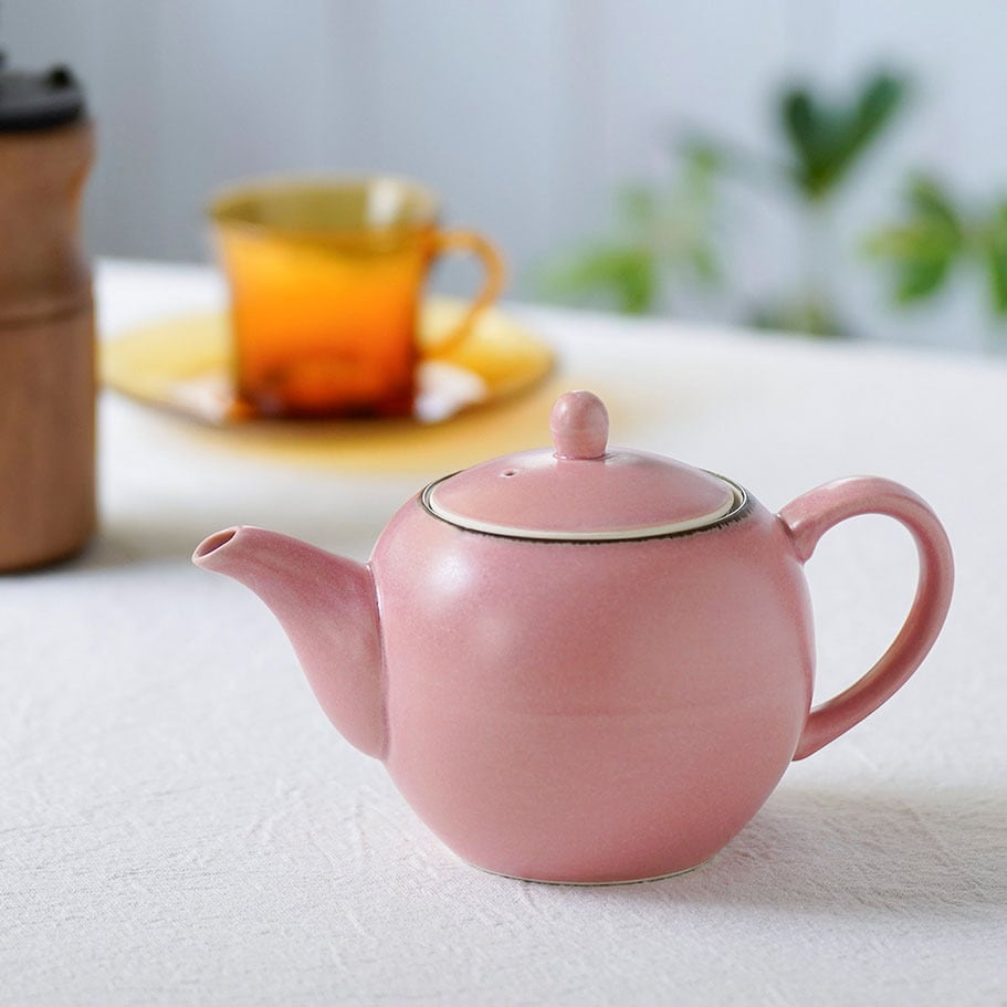 ピンクマット 丸型ポット 渕錆 | 波佐見焼 和食器の通販｜長十郎窯