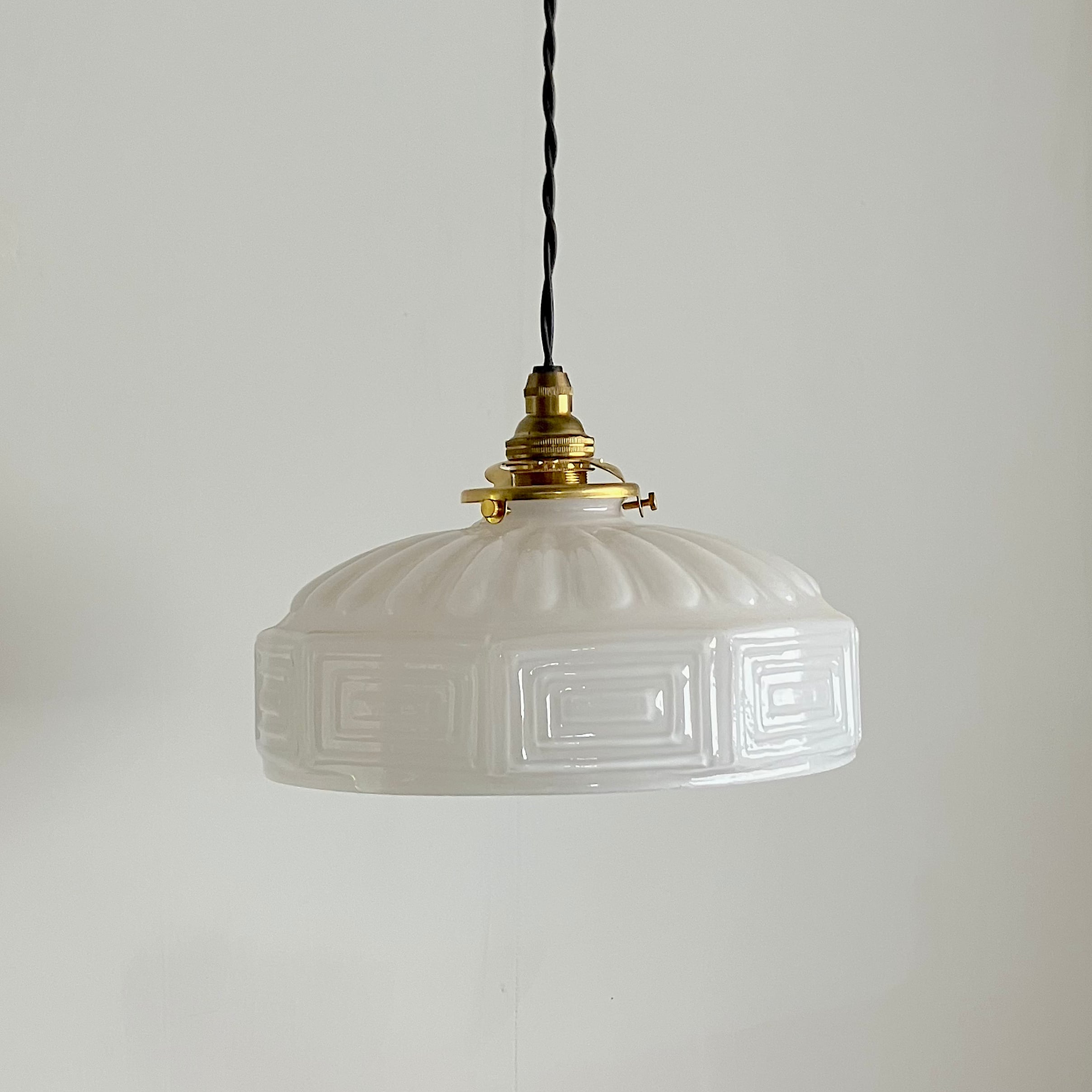 大正ガラス ランプシェード アンティーク 大正乳白硝子ランプシェード