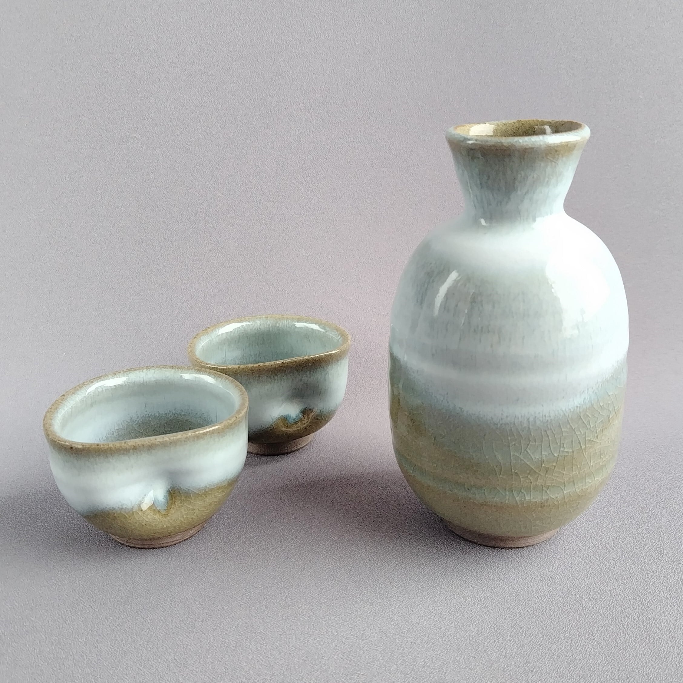 珍！鞆徳利白磁生掛け釉削り出し成型