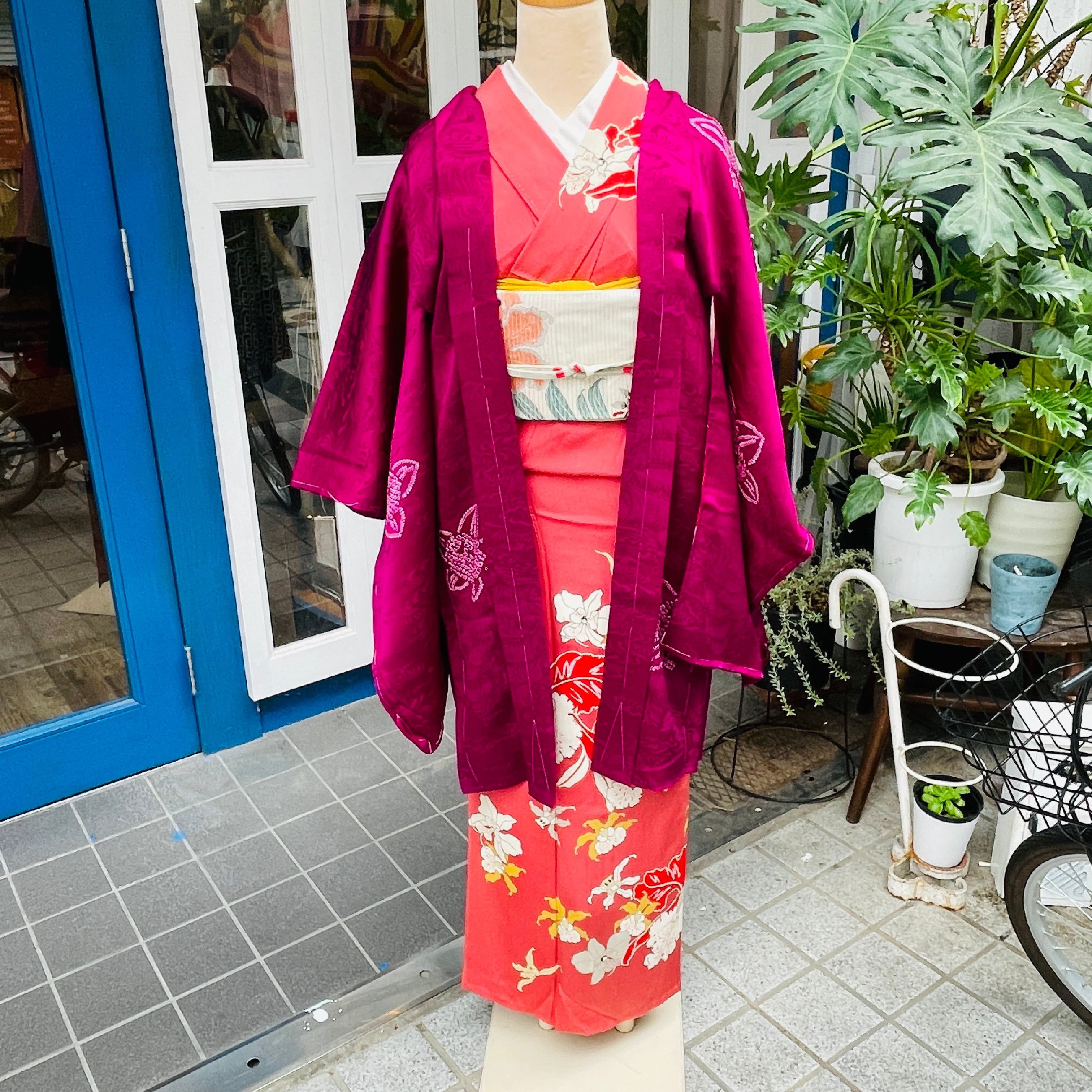 ♦︎臙脂色振袖♦︎金彩加工♦︎豪華刺繍♦︎鶴牡丹菊紋♦︎成人式