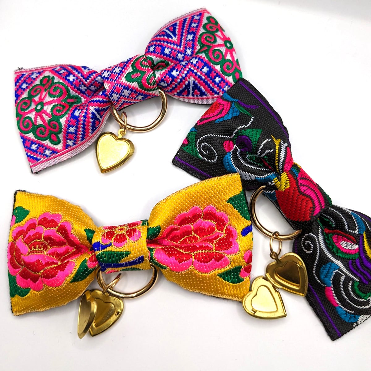 オプション取り外し可能リボン紹介ページ☆縫い付け迷子札 シュシュ猫