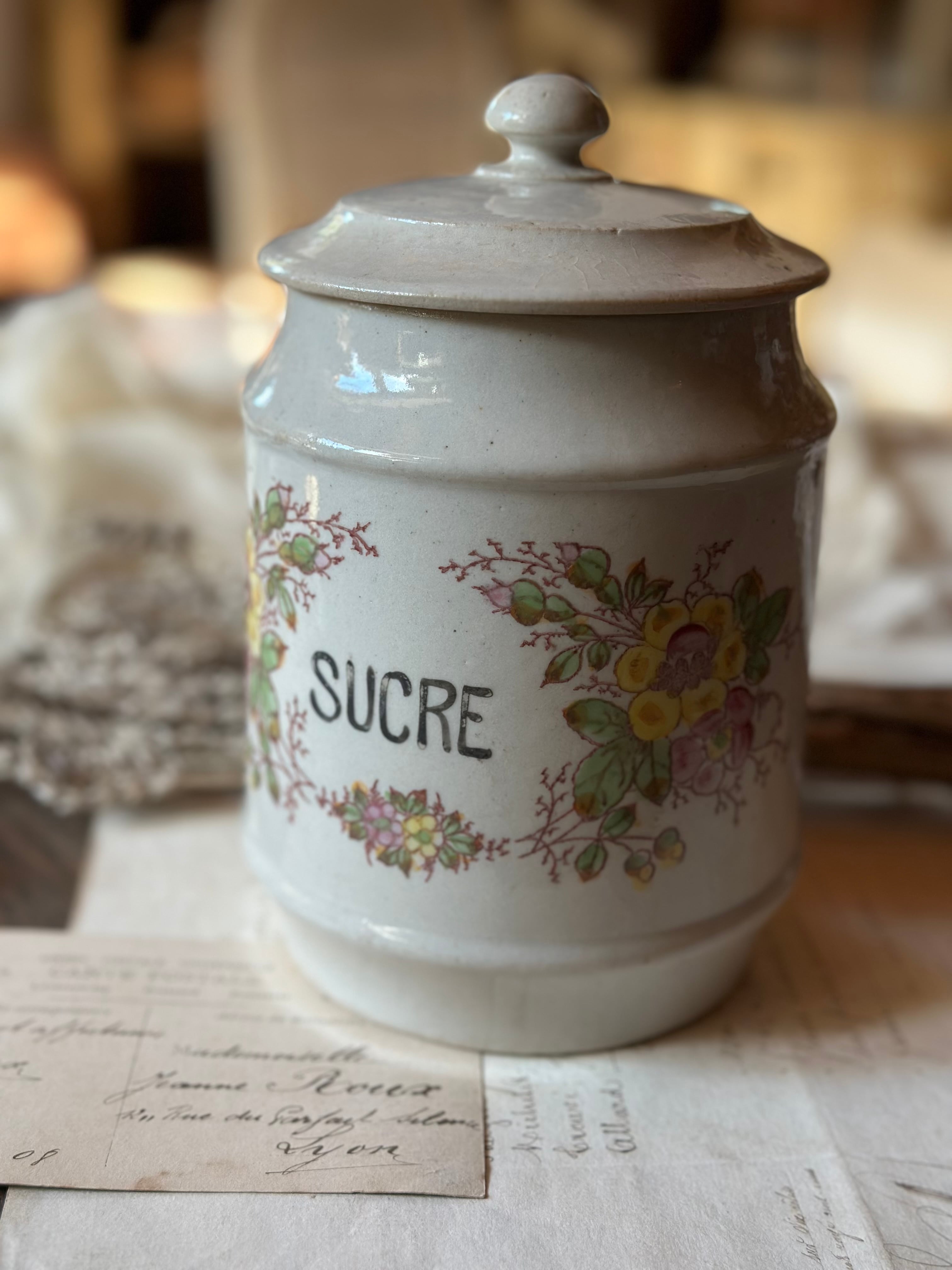 陶器のシュガーキャニスター Sucre 草花模様 | Brocante de La Cocotte