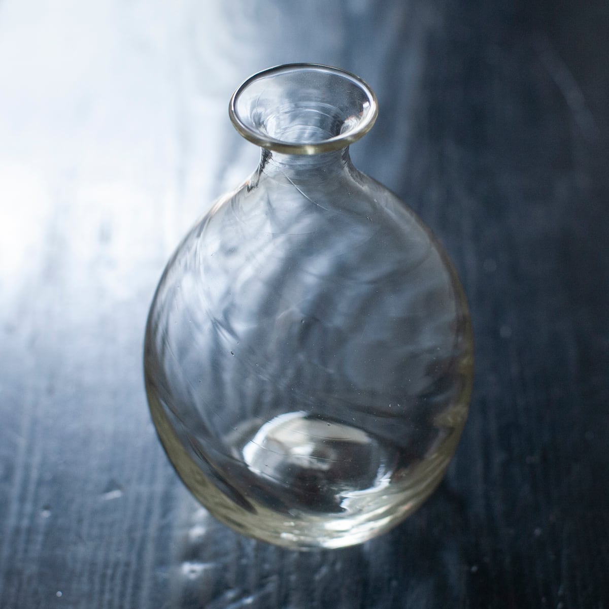 倉敷ガラス 一輪挿し 青 | くらしのギャラリー杜の街グレース店