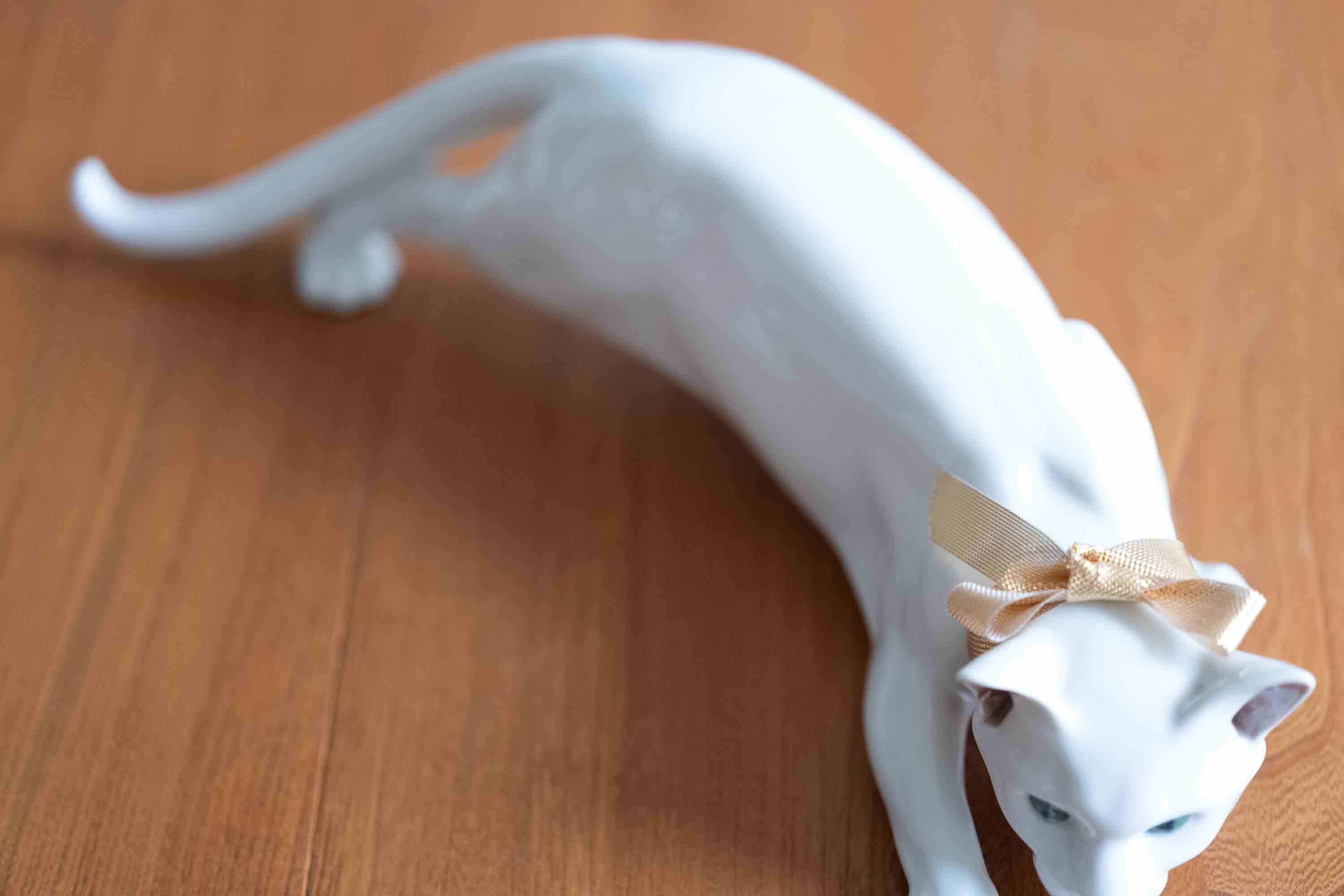 ロイヤルコペンハーゲン C.F.Liisberbの傑作 猫フィギュリン 忍び寄る