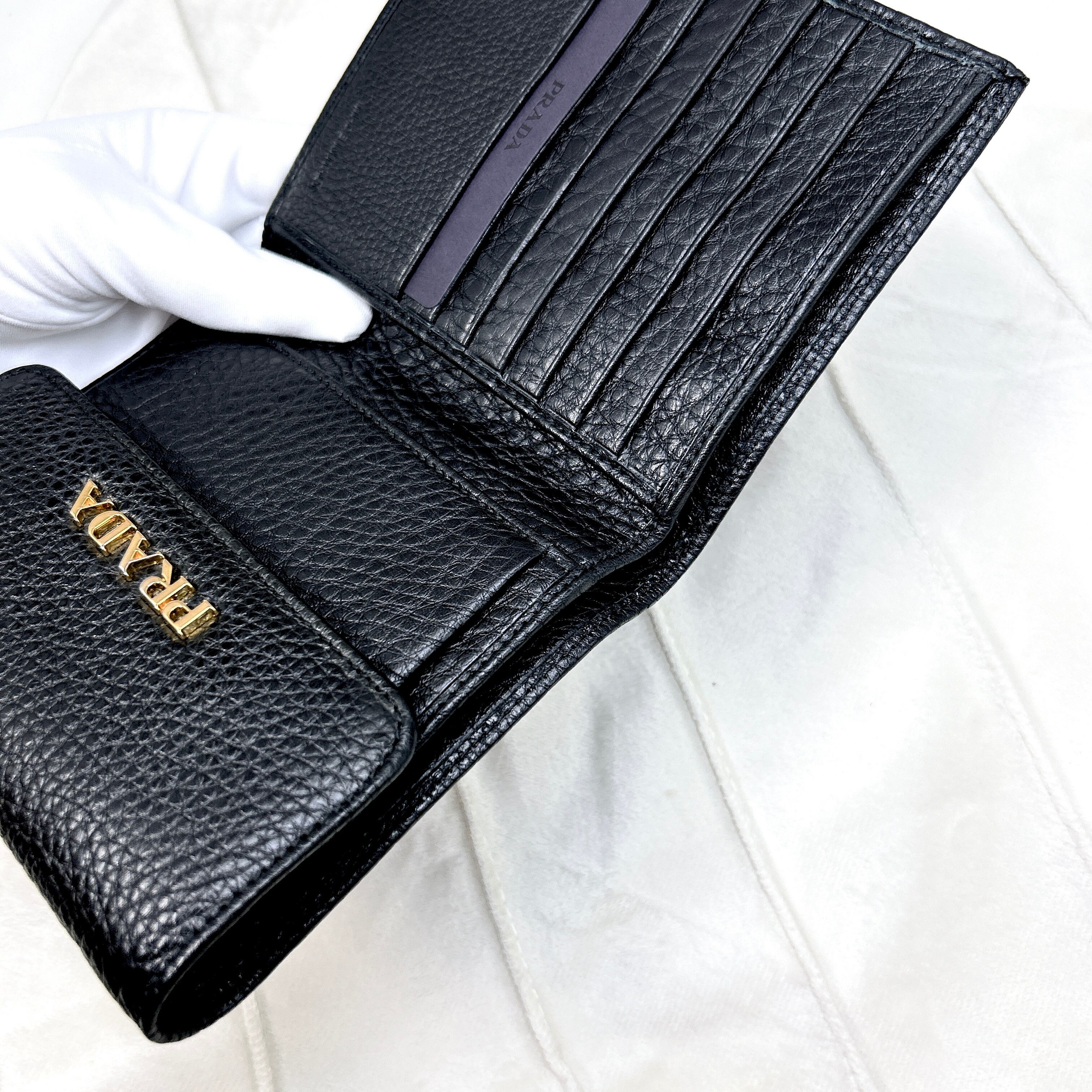 プラダ 財布 三つ折り ヴィッテロダイノレザー 【付属品完備※未使用に