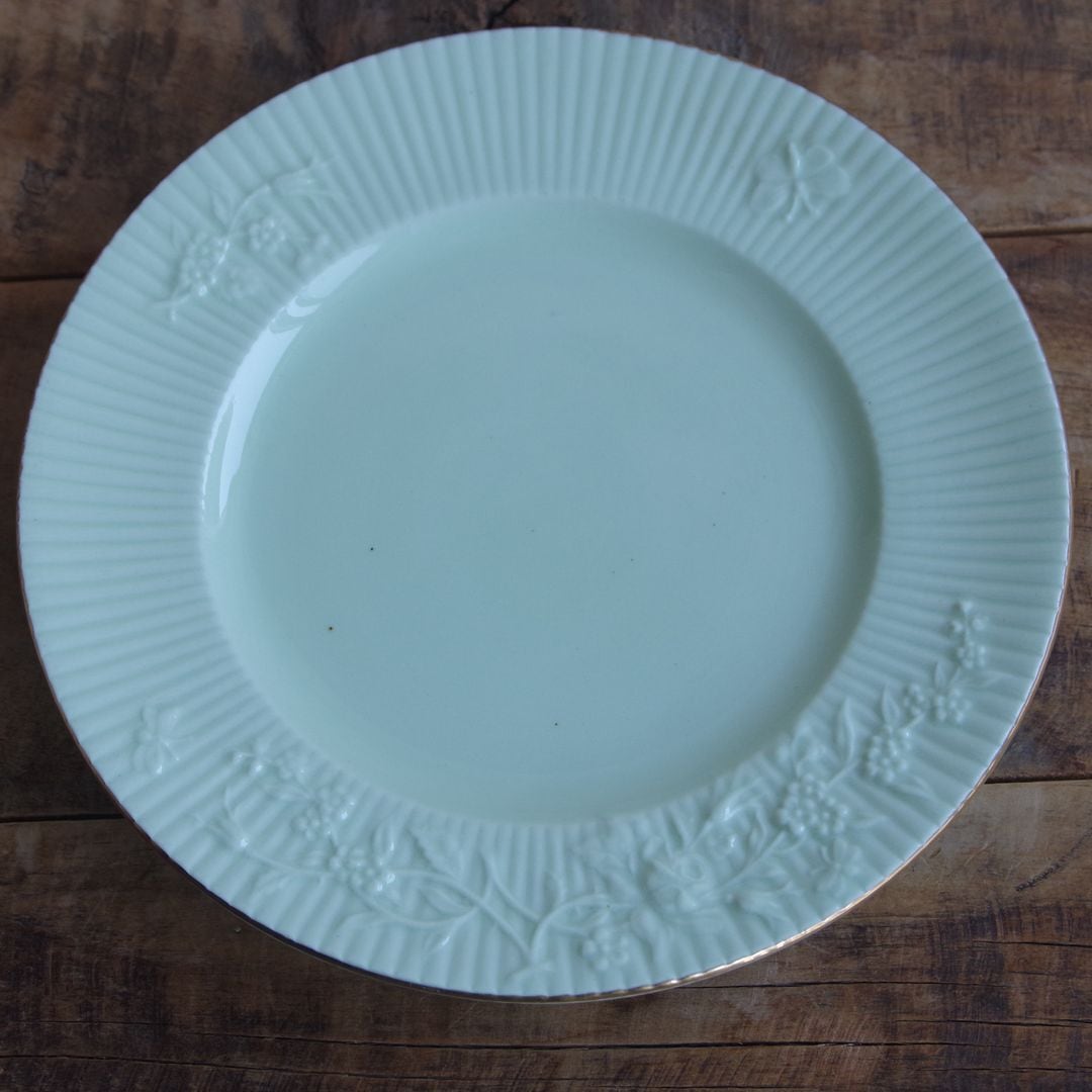 メーカー不明 イギリス アンティーク食器 グリーン 薔薇 花柄 蝶