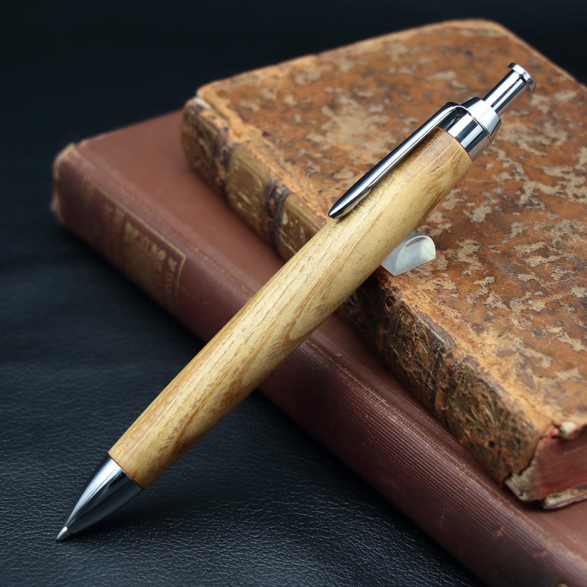 幻の国産銘木 御蔵島の金桑 黄金桑・Pencil 0.5mm」木軸シャープ