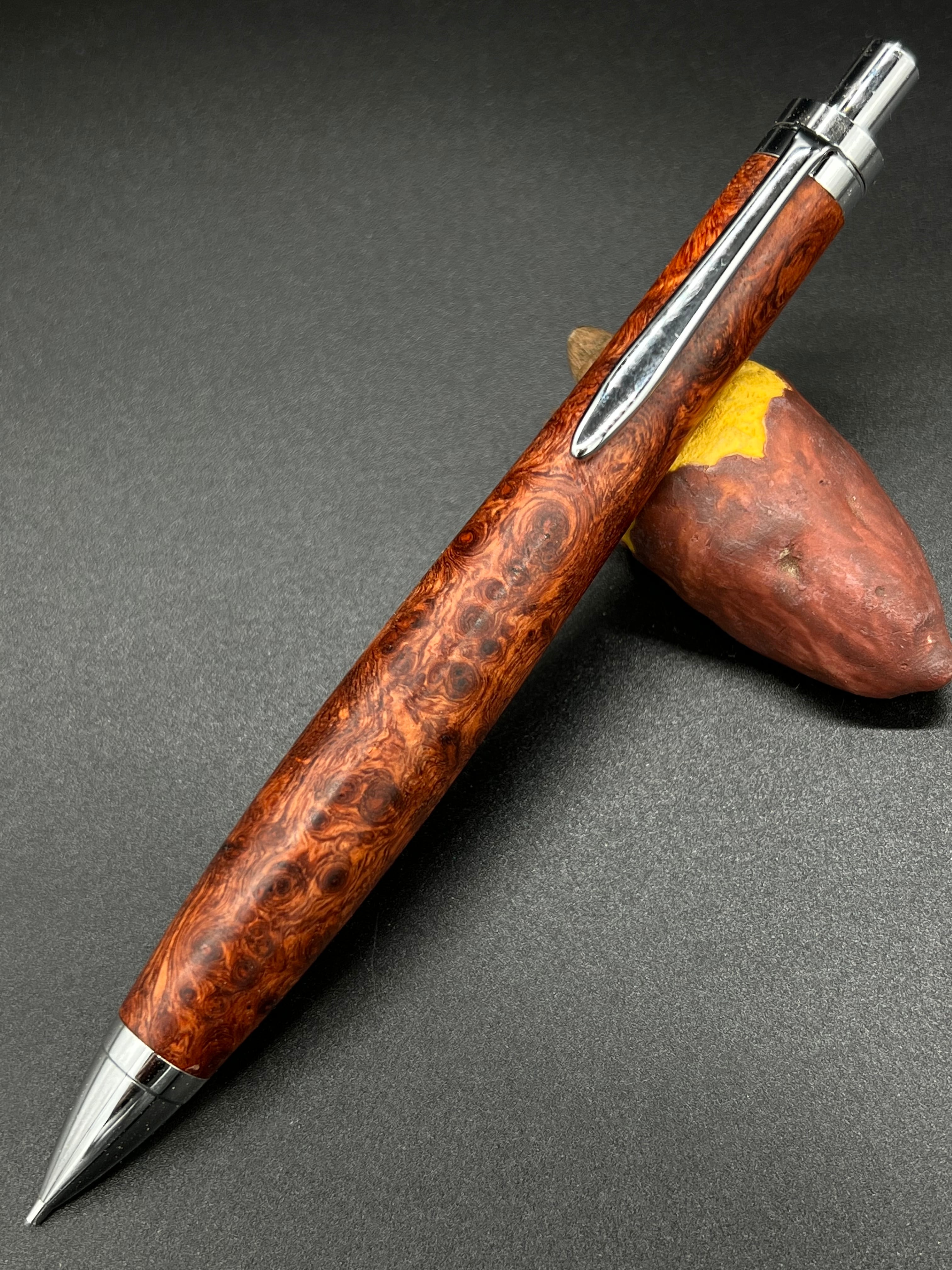 こぶた工房 シャープペンシル 極上花梨瘤 赤青0.5mmゴールド金具