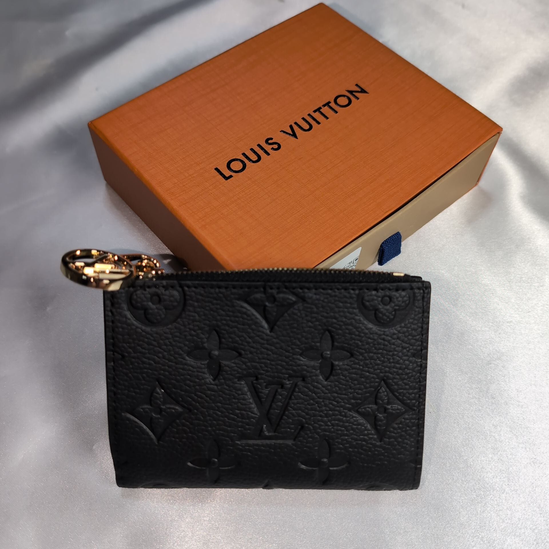 17a8bbb05d3863993fc8cbcf4cbf80