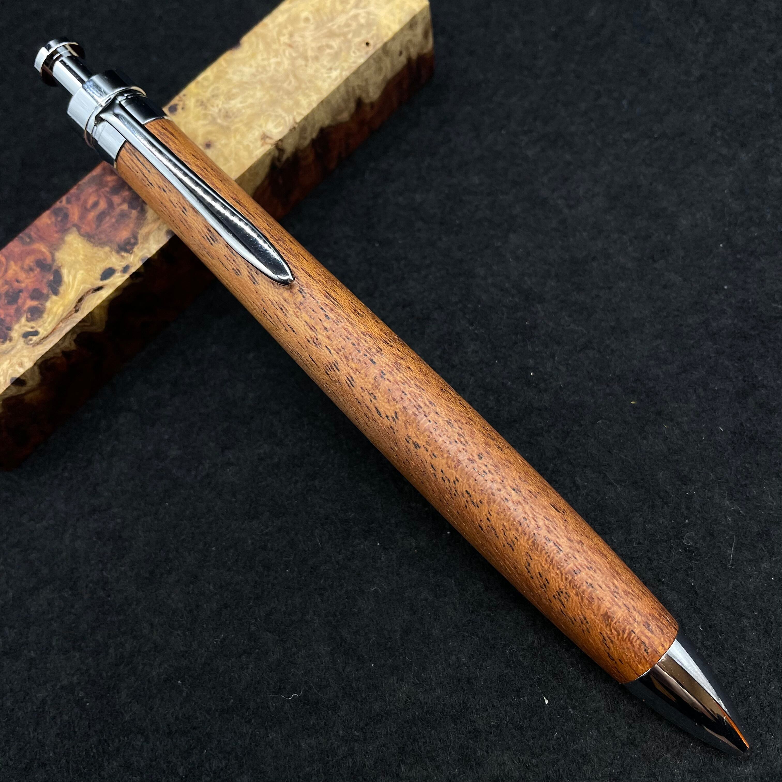 木軸 オレンズ ネロ アカシア瘤杢 ｜ 木軸ペン 木軸シャーペン